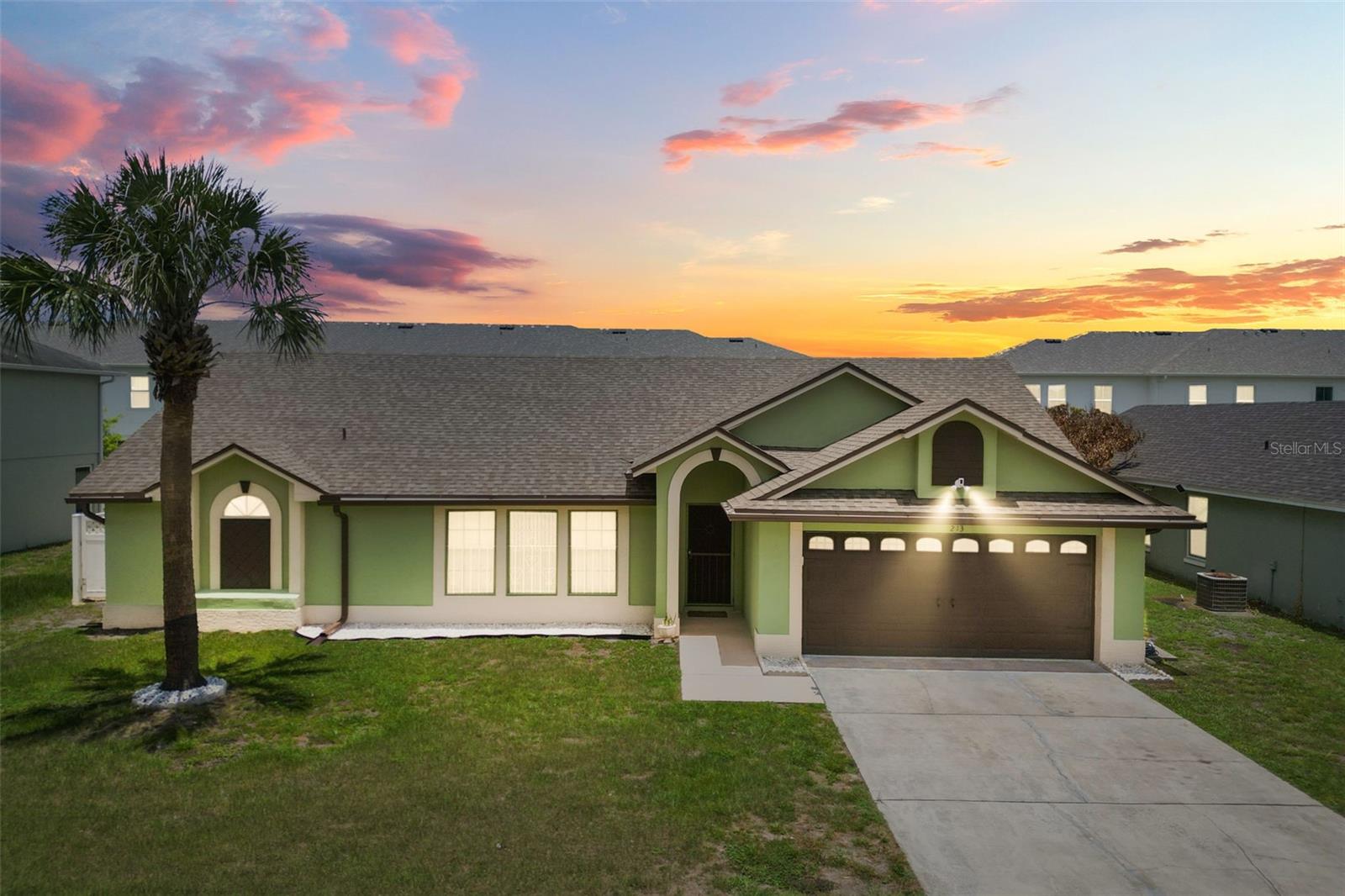 Single Family Residence em KISSIMMEE, FL - Daniel Dourado