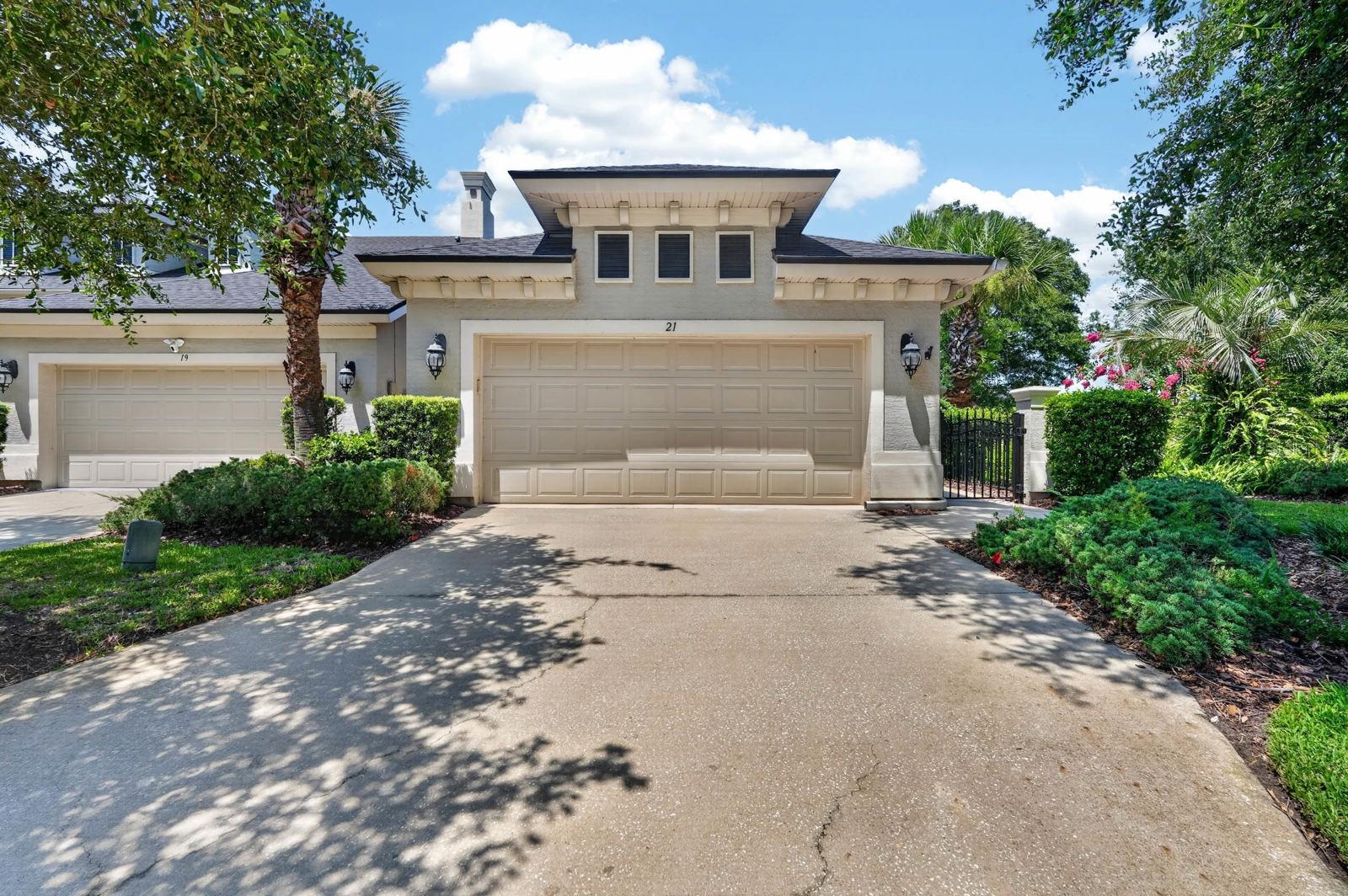 Townhouse in PALM COAST, FL - Daniel Dourado