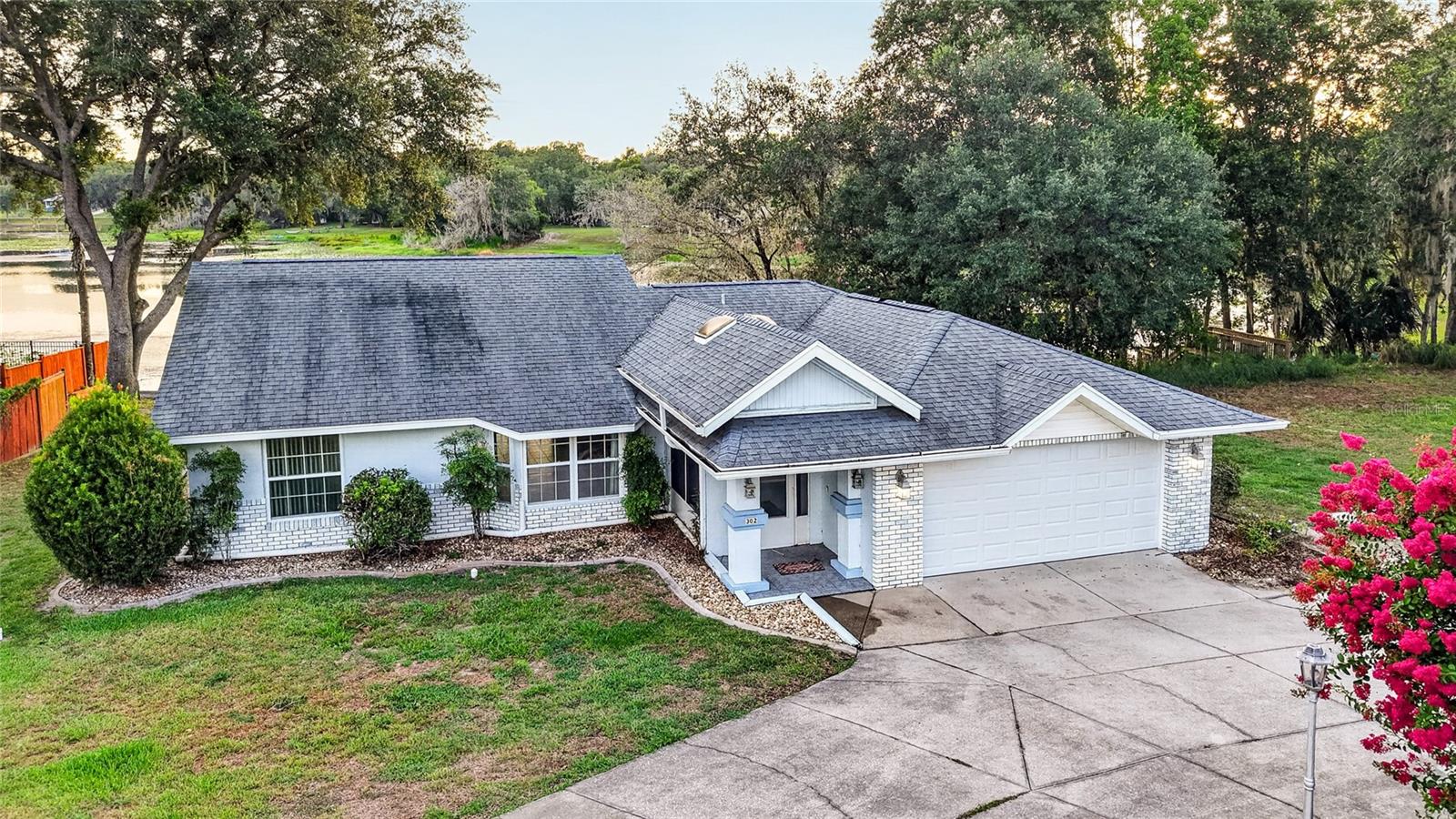Single Family Residence em FRUITLAND PARK, FL - Daniel Dourado