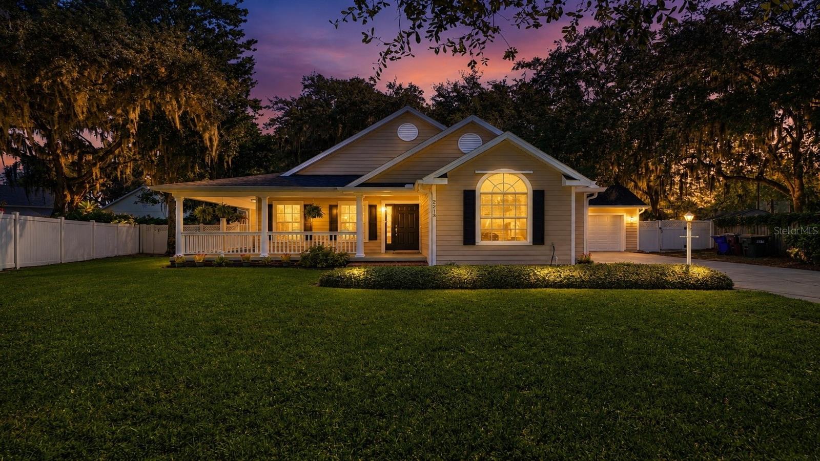 Single Family Residence em KISSIMMEE, FL - Daniel Dourado