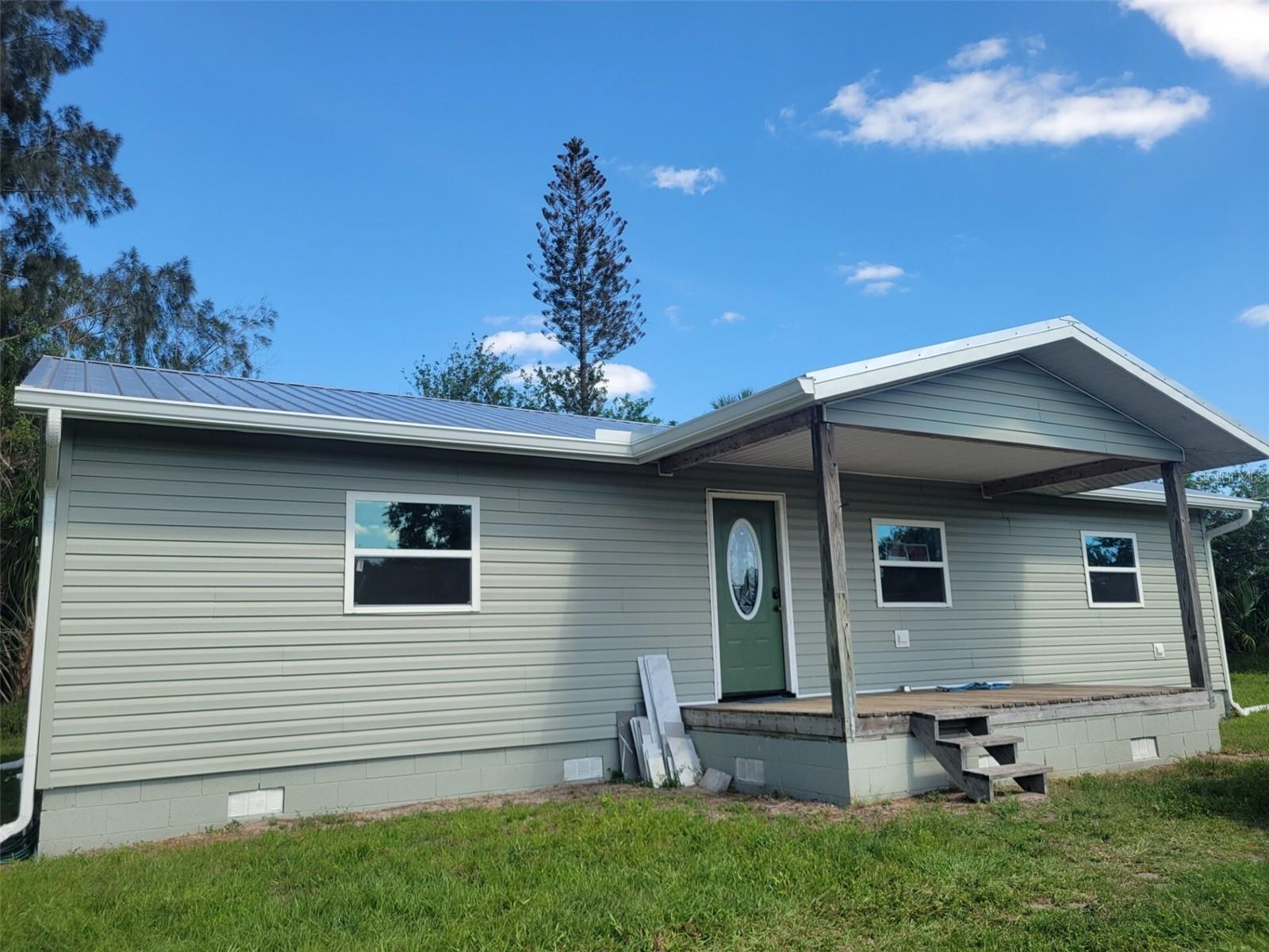 Single Family Residence in OKEECHOBEE, FL - Daniel Dourado