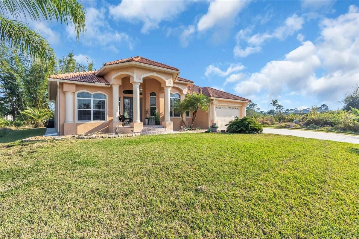 Single Family Residence in NORTH PORT, FL - Daniel Dourado