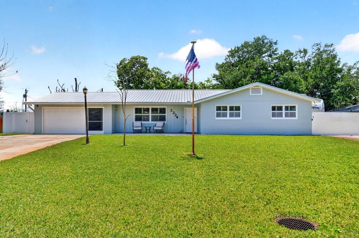 Single Family Residence em SOUTH DAYTONA, FL - Daniel Dourado