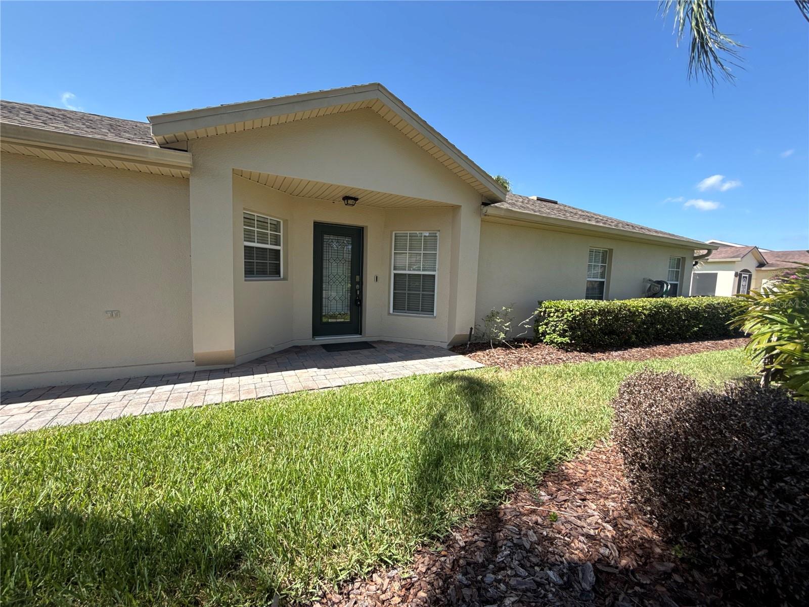 Single Family Residence em POINCIANA, FL - Daniel Dourado