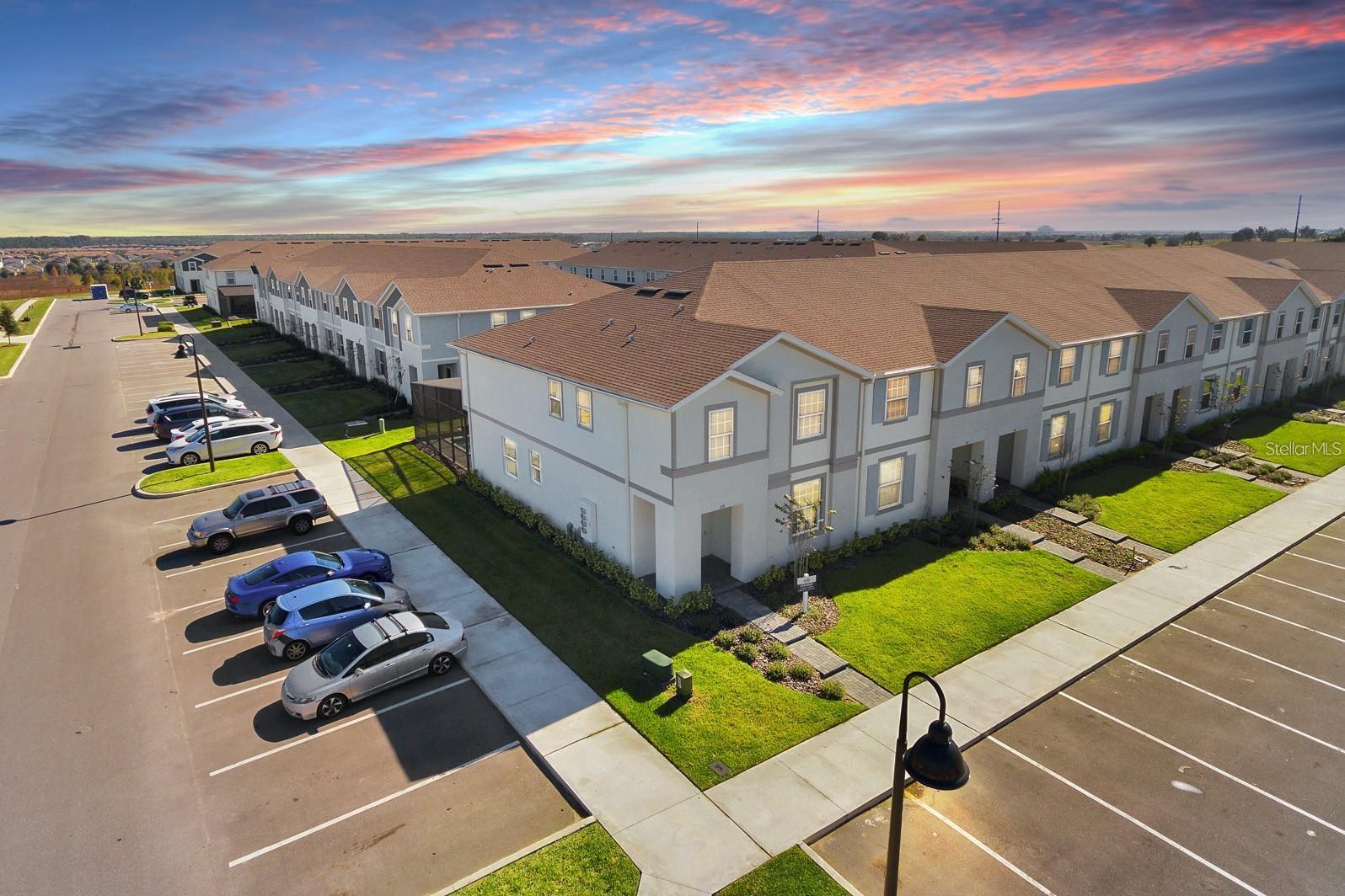 Townhouse in DAVENPORT, FL - Daniel Dourado