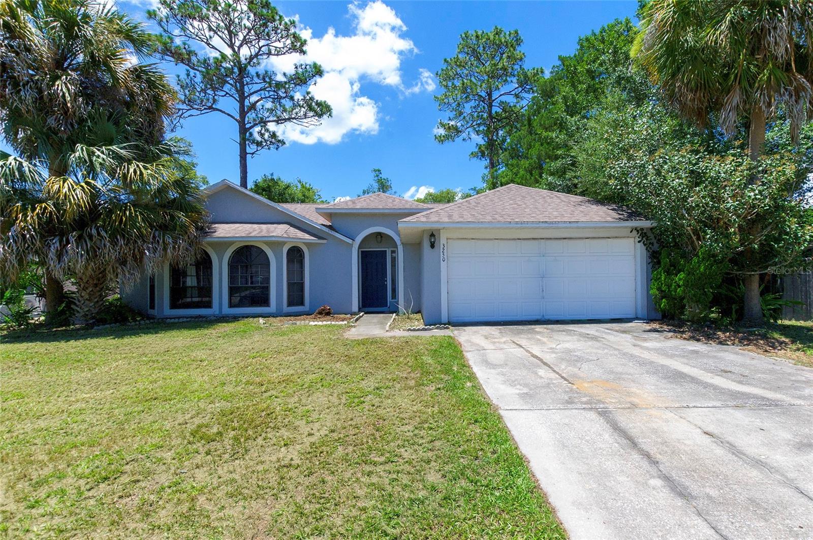 Single Family Residence in DELTONA, FL - Daniel Dourado