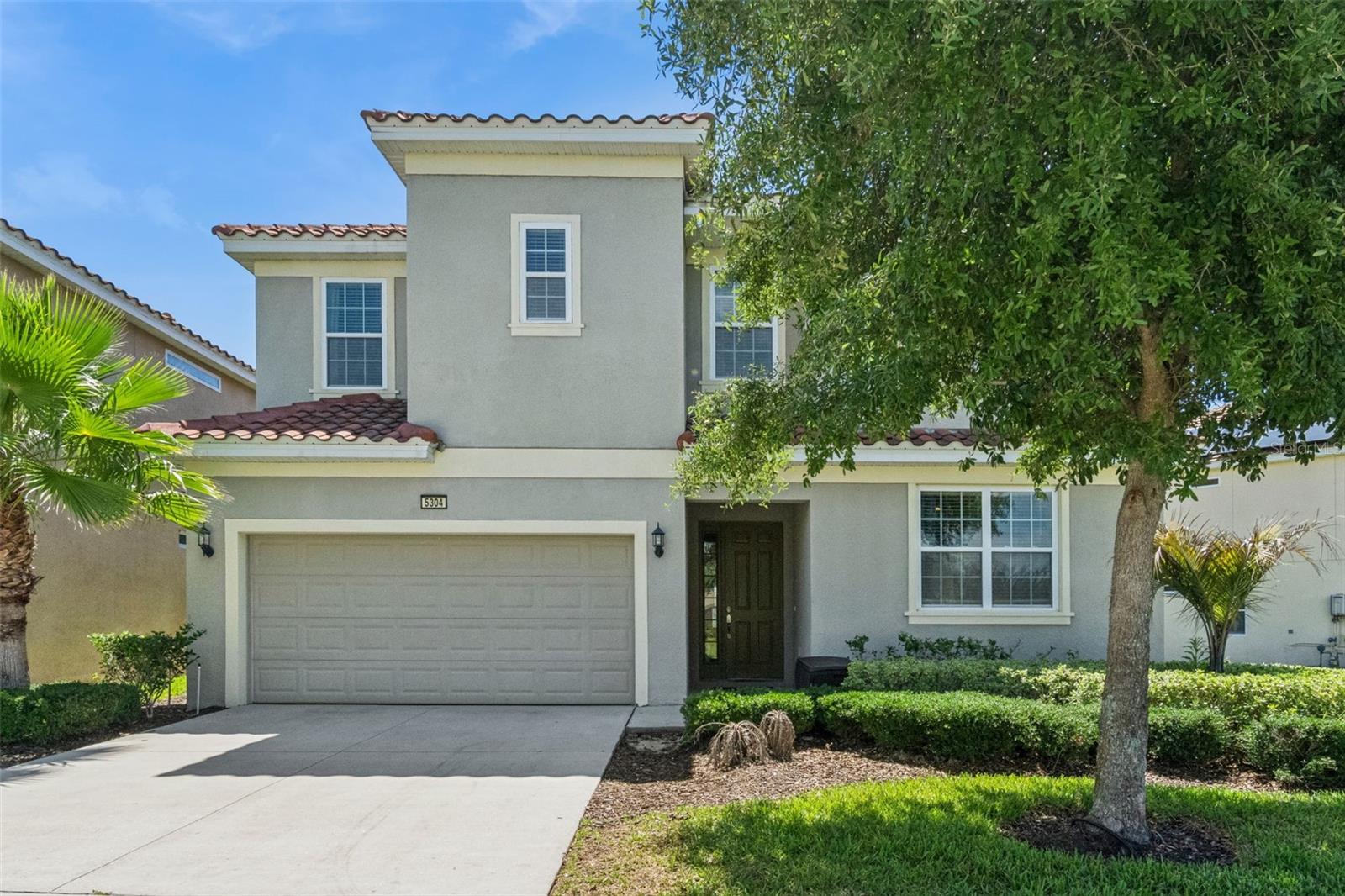 Single Family Residence in DAVENPORT, FL - Daniel Dourado