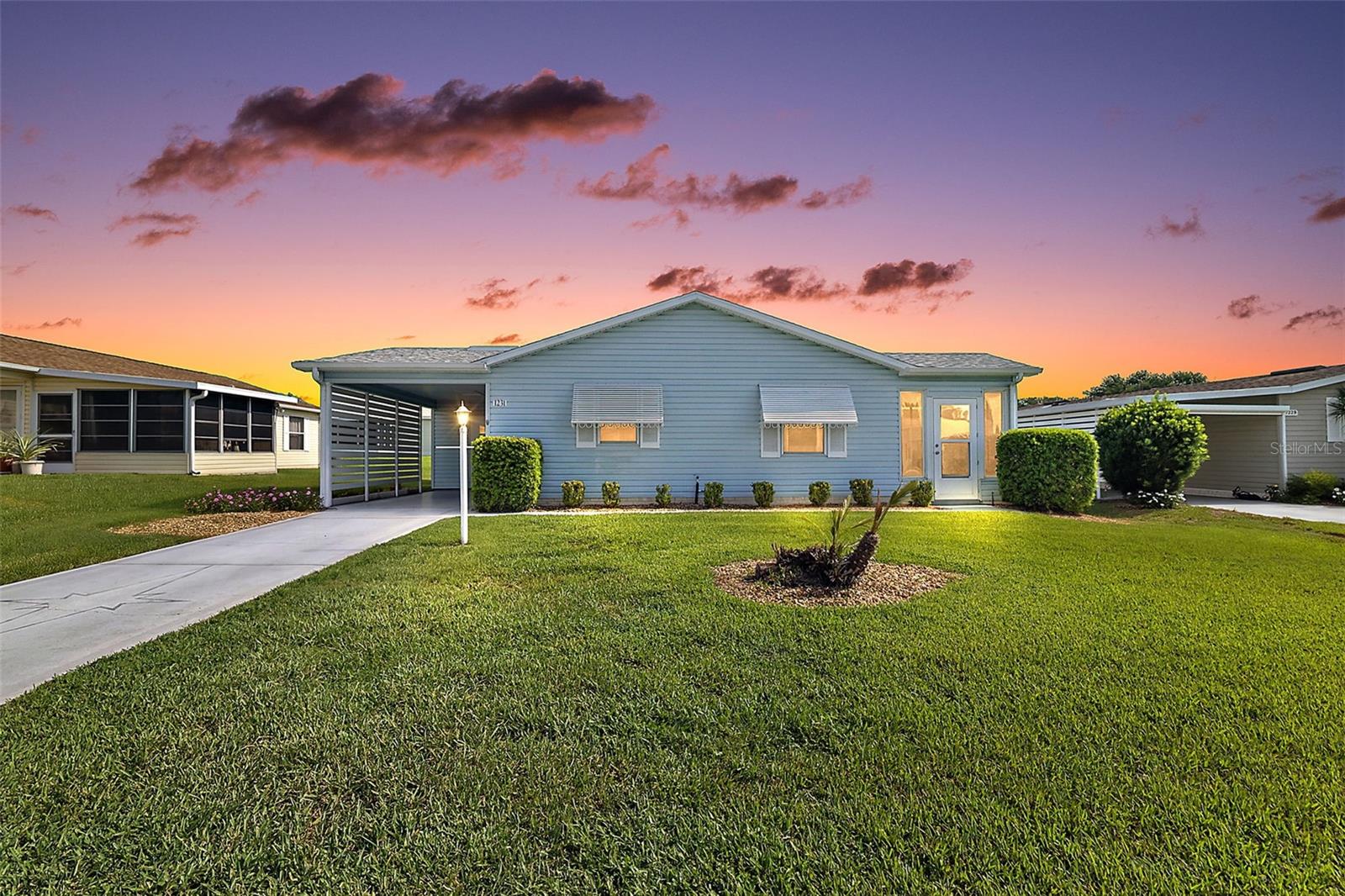 Single Family Residence em THE VILLAGES, FL - Daniel Dourado