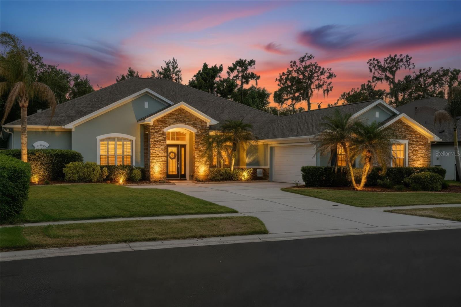 Single Family Residence em RIVERVIEW, FL - Daniel Dourado