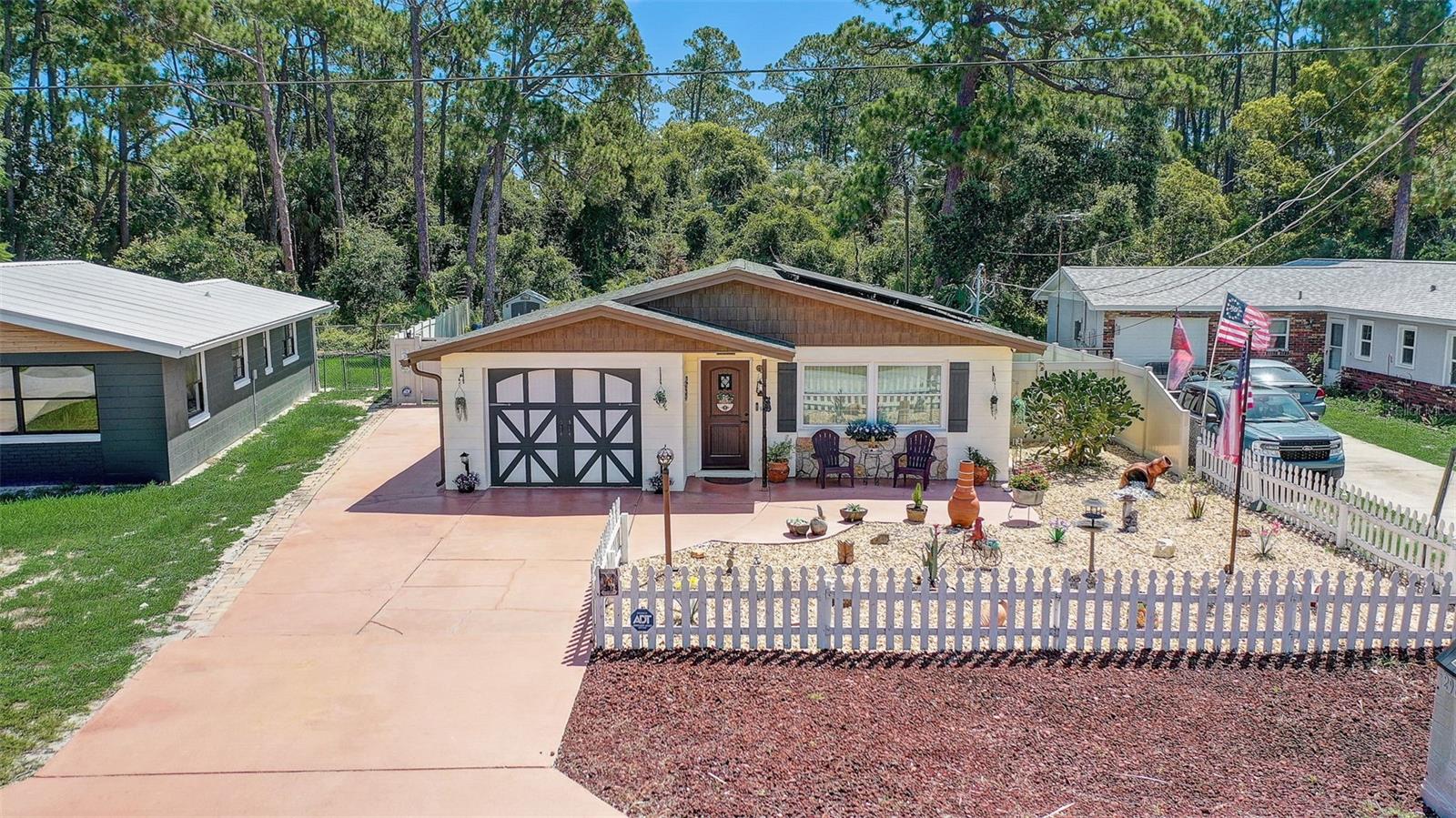 Single Family Residence em PORT ORANGE, FL - Daniel Dourado