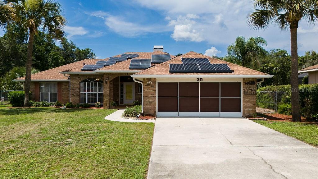 Single Family Residence in DEBARY, FL - Daniel Dourado