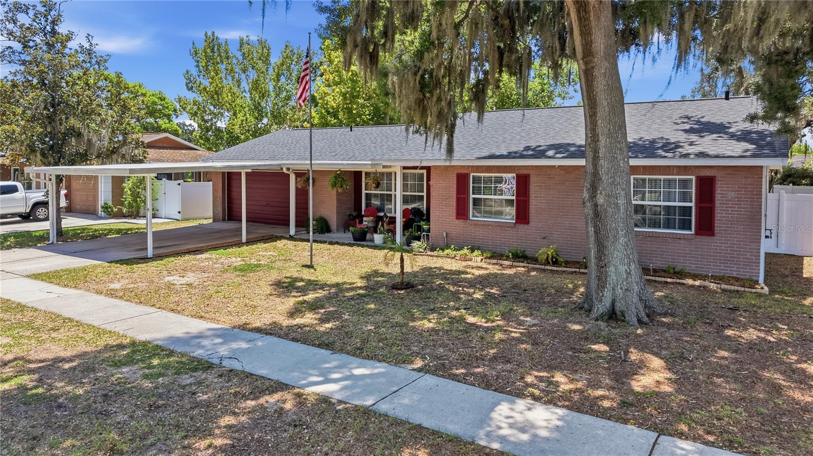 Single Family Residence em VALRICO, FL - Daniel Dourado