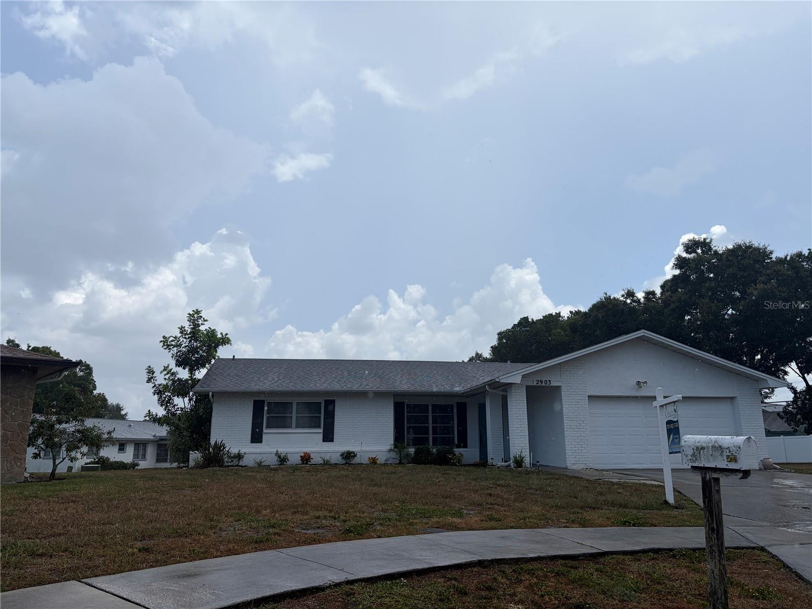 Single Family Residence in PALM HARBOR, FL - Daniel Dourado