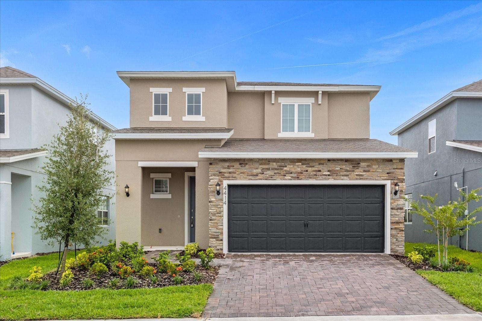 Single Family Residence in CLERMONT, FL - Daniel Dourado