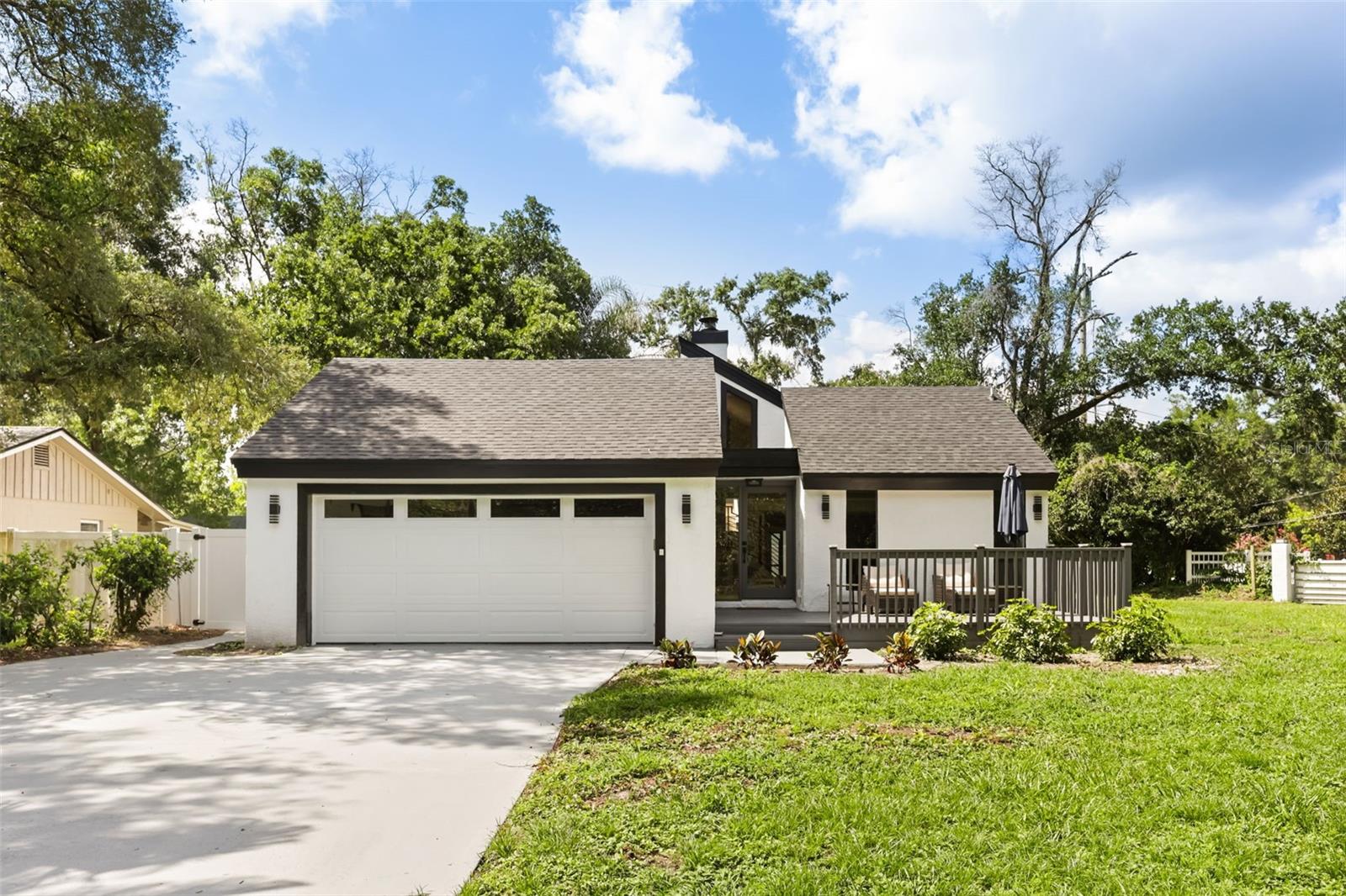 Single Family Residence in ALTAMONTE SPRINGS, FL - Daniel Dourado