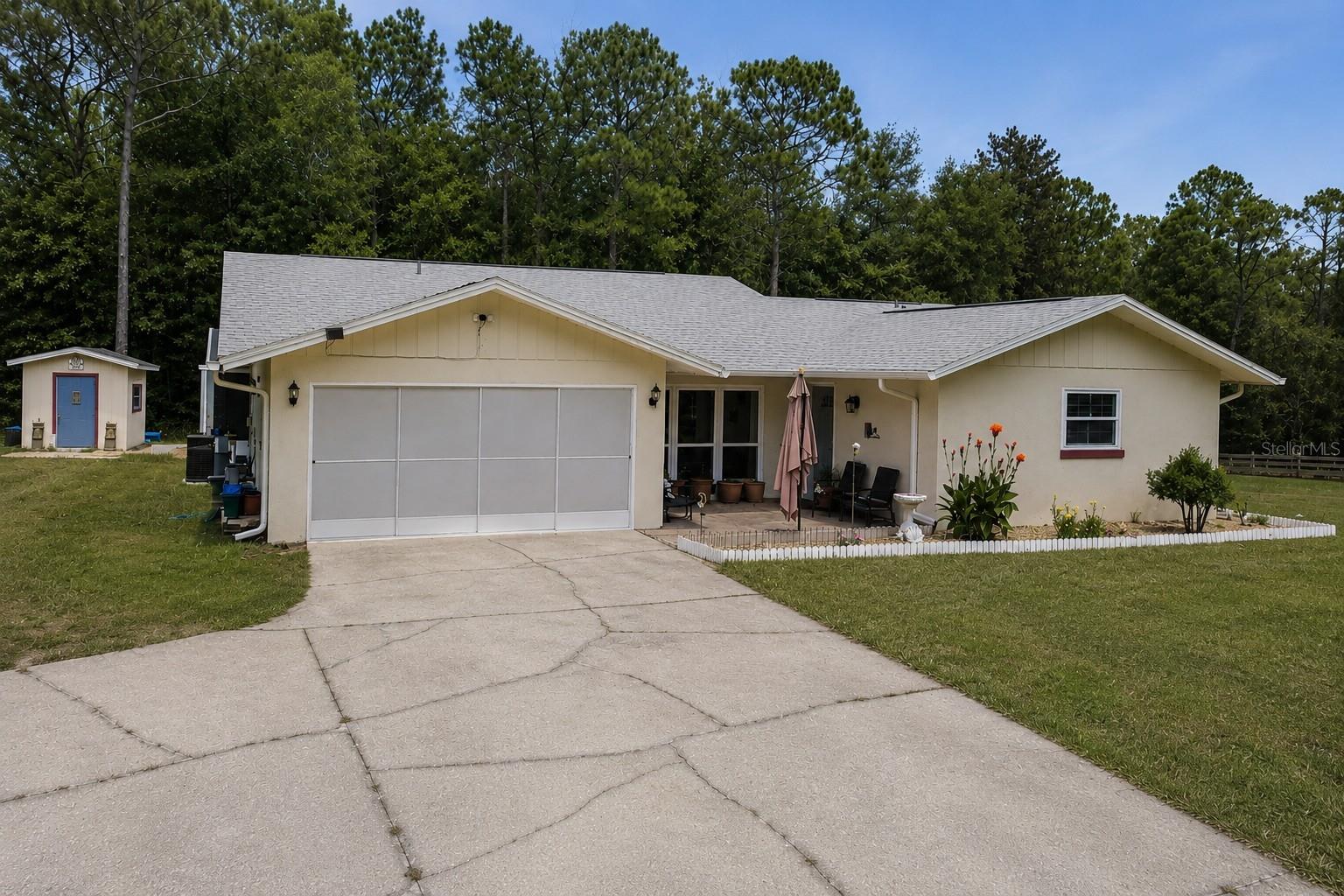 Single Family Residence em DUNNELLON, FL - Daniel Dourado