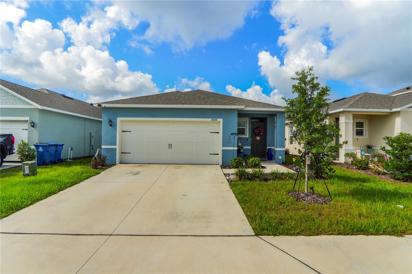 Single Family Residence in DAVENPORT, FL - Daniel Dourado