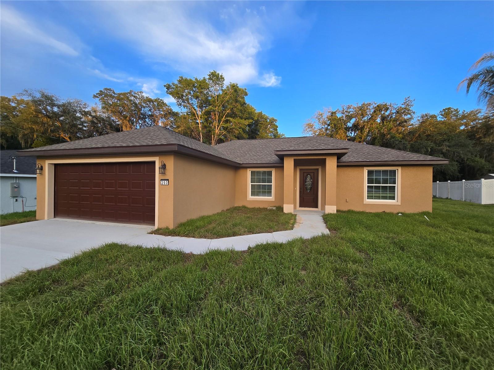Single Family Residence in OCALA, FL - Daniel Dourado