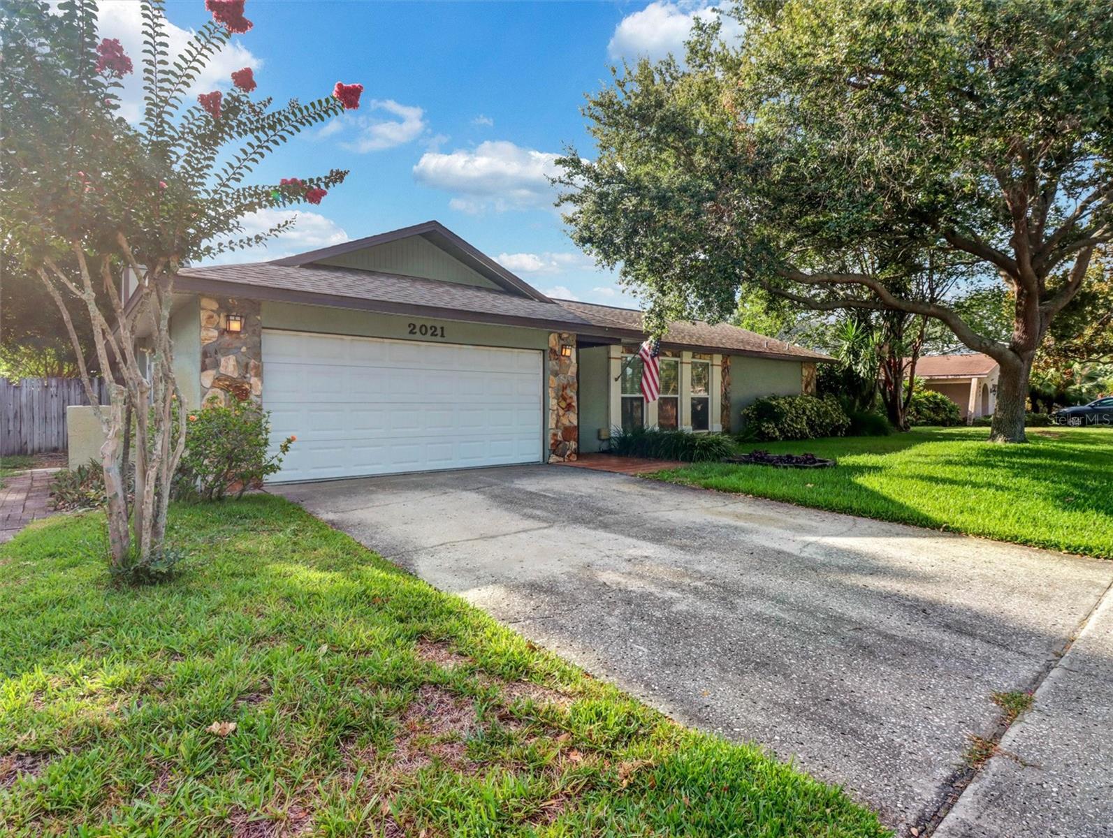 Single Family Residence em CLEARWATER, FL - Daniel Dourado