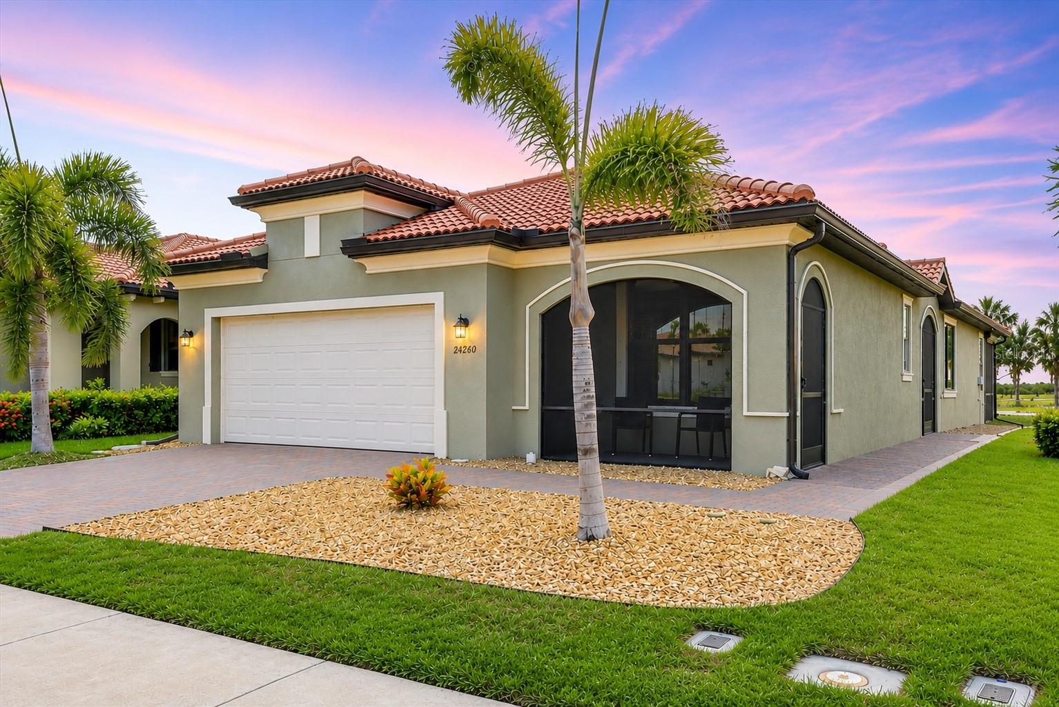 Single Family Residence in VENICE, FL - Daniel Dourado