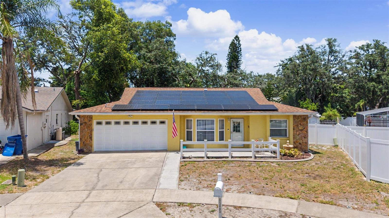 Single Family Residence em NEW PORT RICHEY, FL - Daniel Dourado