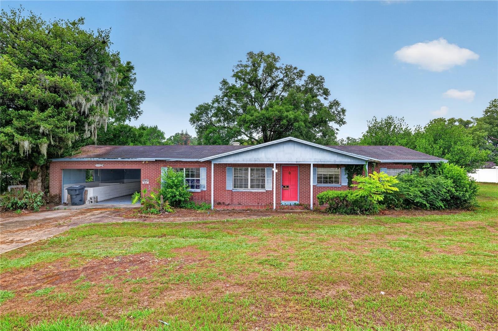 Single Family Residence in LAKELAND, FL - Daniel Dourado