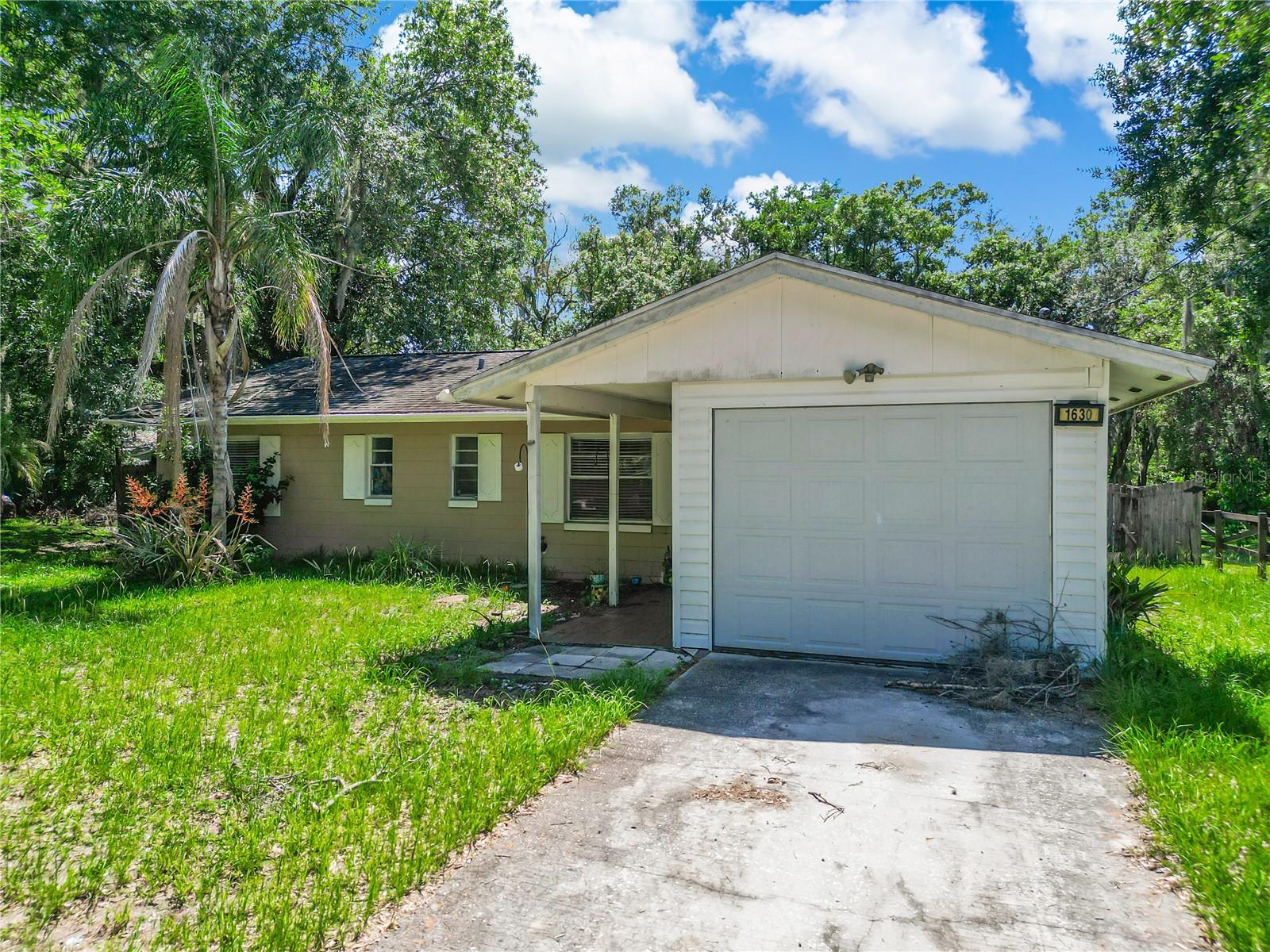 Single Family Residence em KISSIMMEE, FL - Daniel Dourado