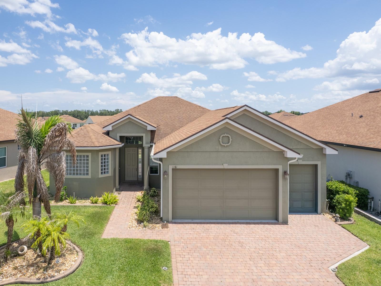 Single Family Residence in WINTER HAVEN, FL - Daniel Dourado