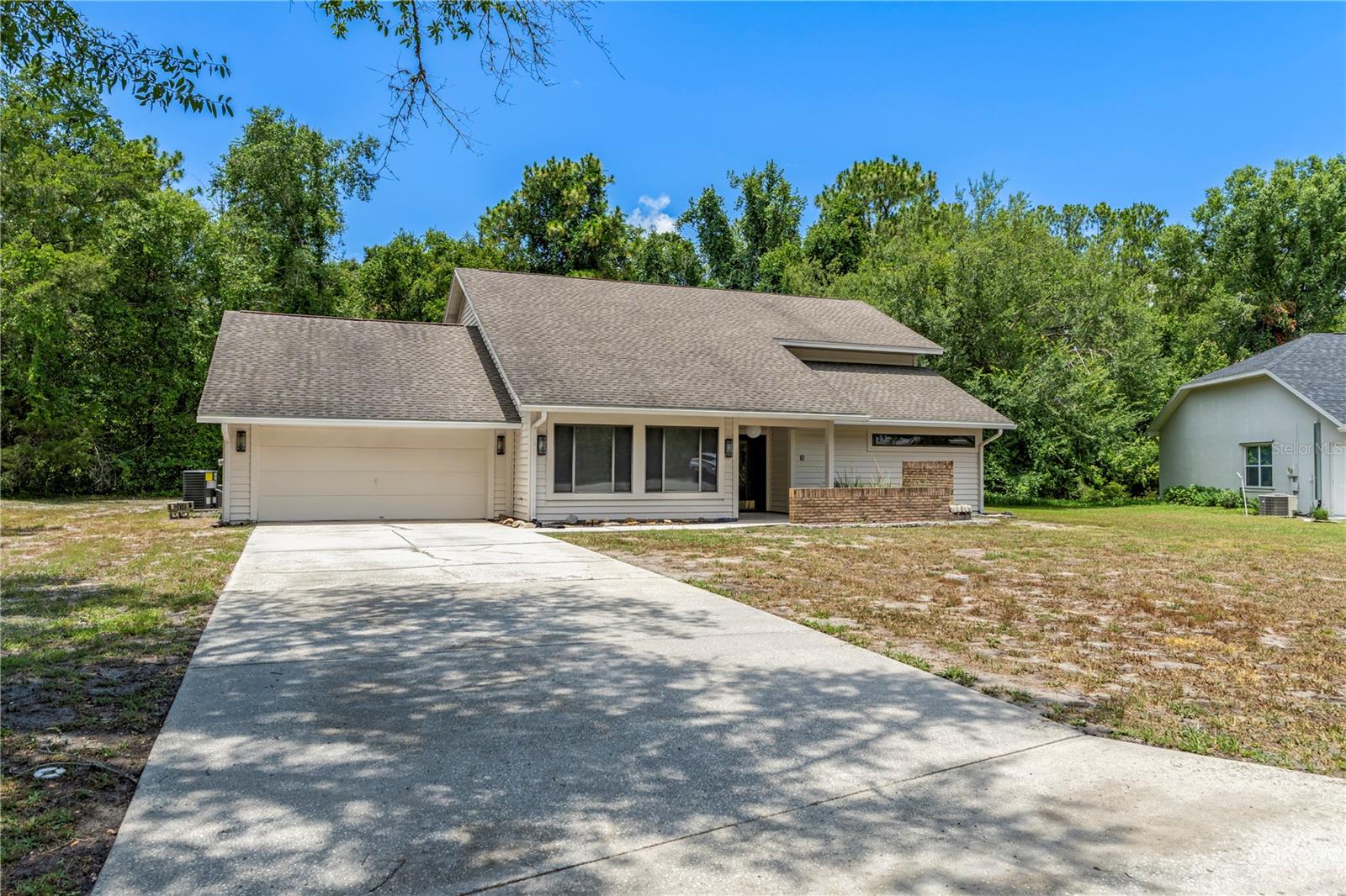 Single Family Residence in HOMOSASSA, FL - Daniel Dourado
