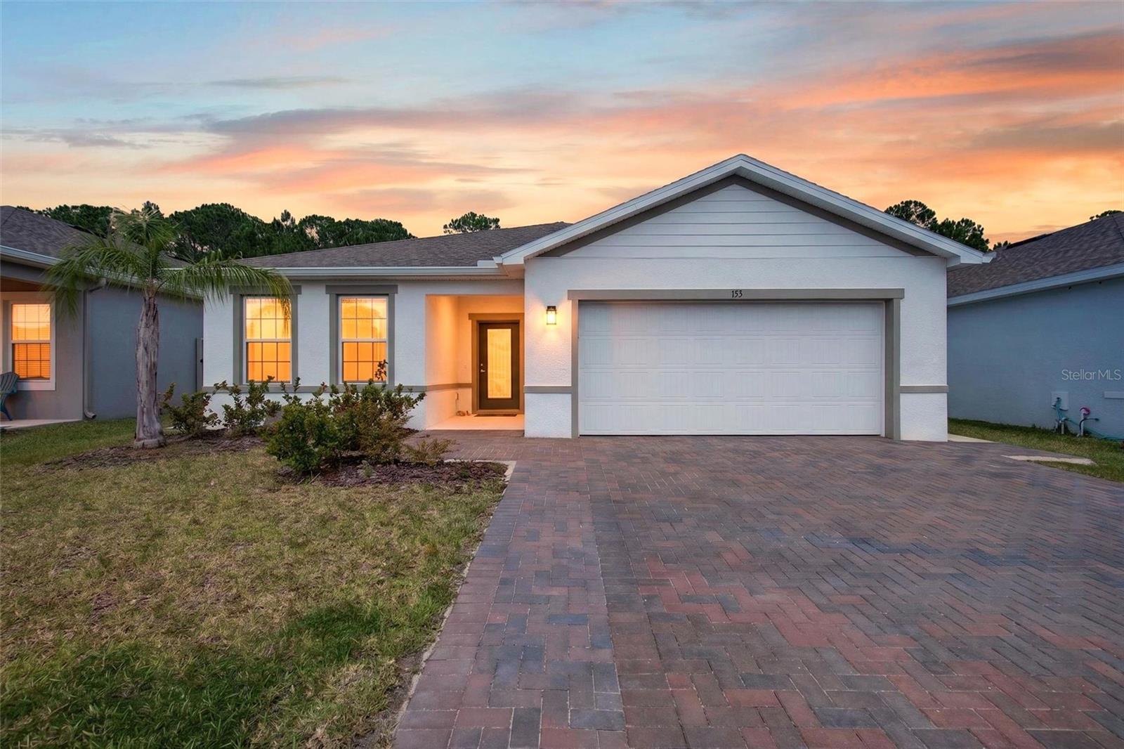 Single Family Residence in DAYTONA BEACH, FL - Daniel Dourado