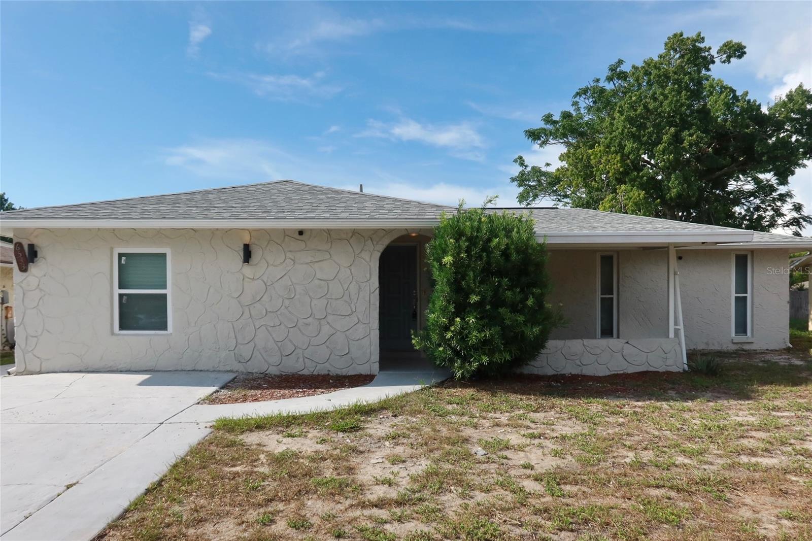 Single Family Residence em PORT RICHEY, FL - Daniel Dourado