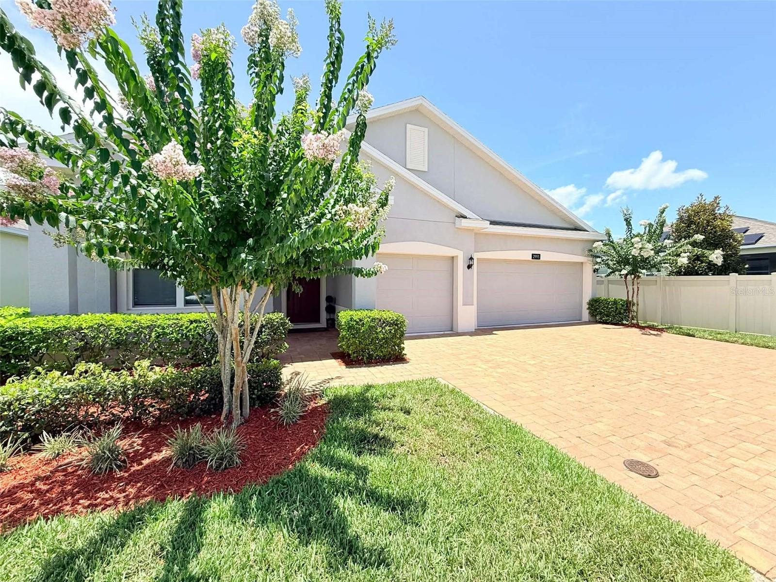 Single Family Residence in ST CLOUD, FL - Daniel Dourado