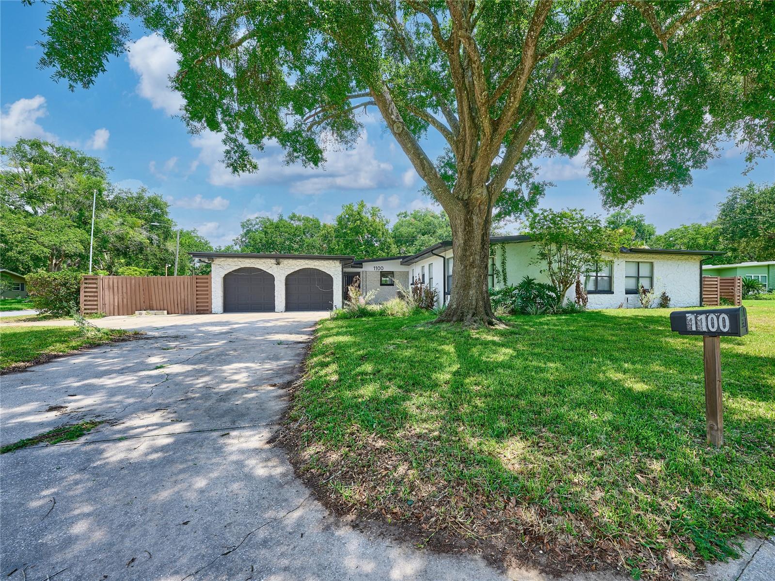 Single Family Residence in SANFORD, FL - Daniel Dourado