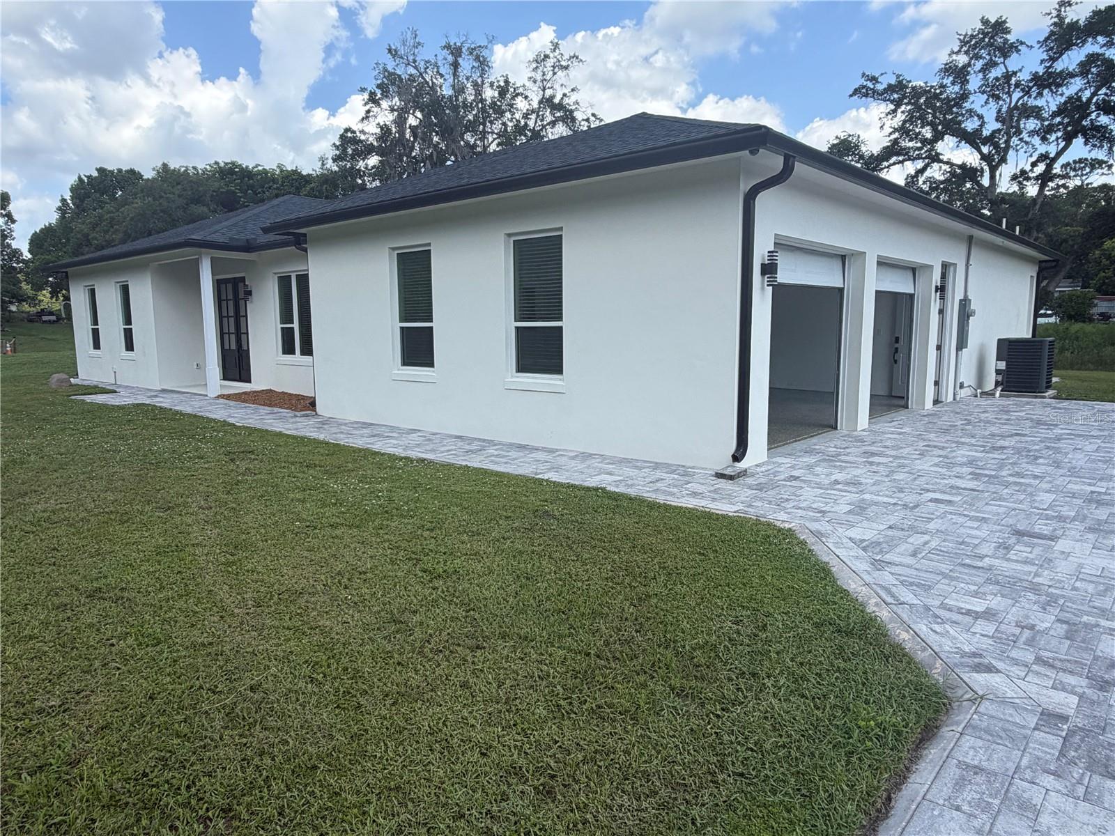 Single Family Residence in ALTAMONTE SPRINGS, FL - Daniel Dourado