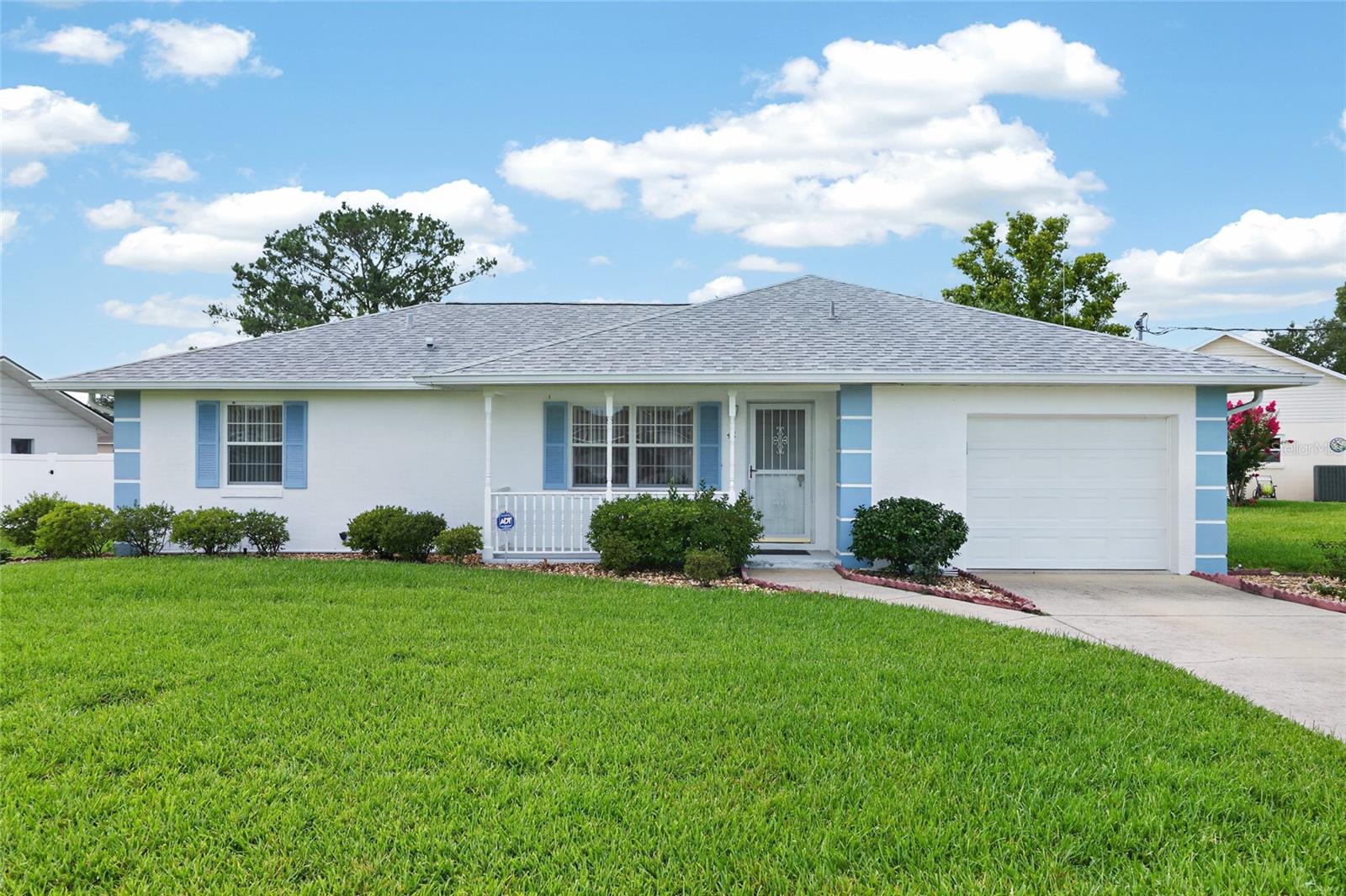 Single Family Residence in OCALA, FL - Daniel Dourado