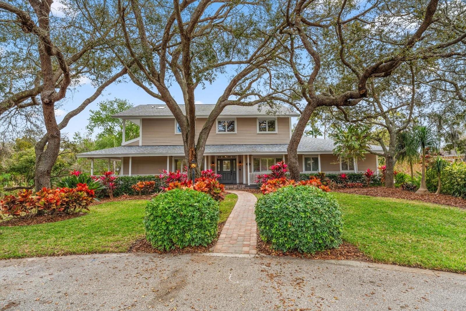 Single Family Residence em DUNEDIN, FL - Daniel Dourado