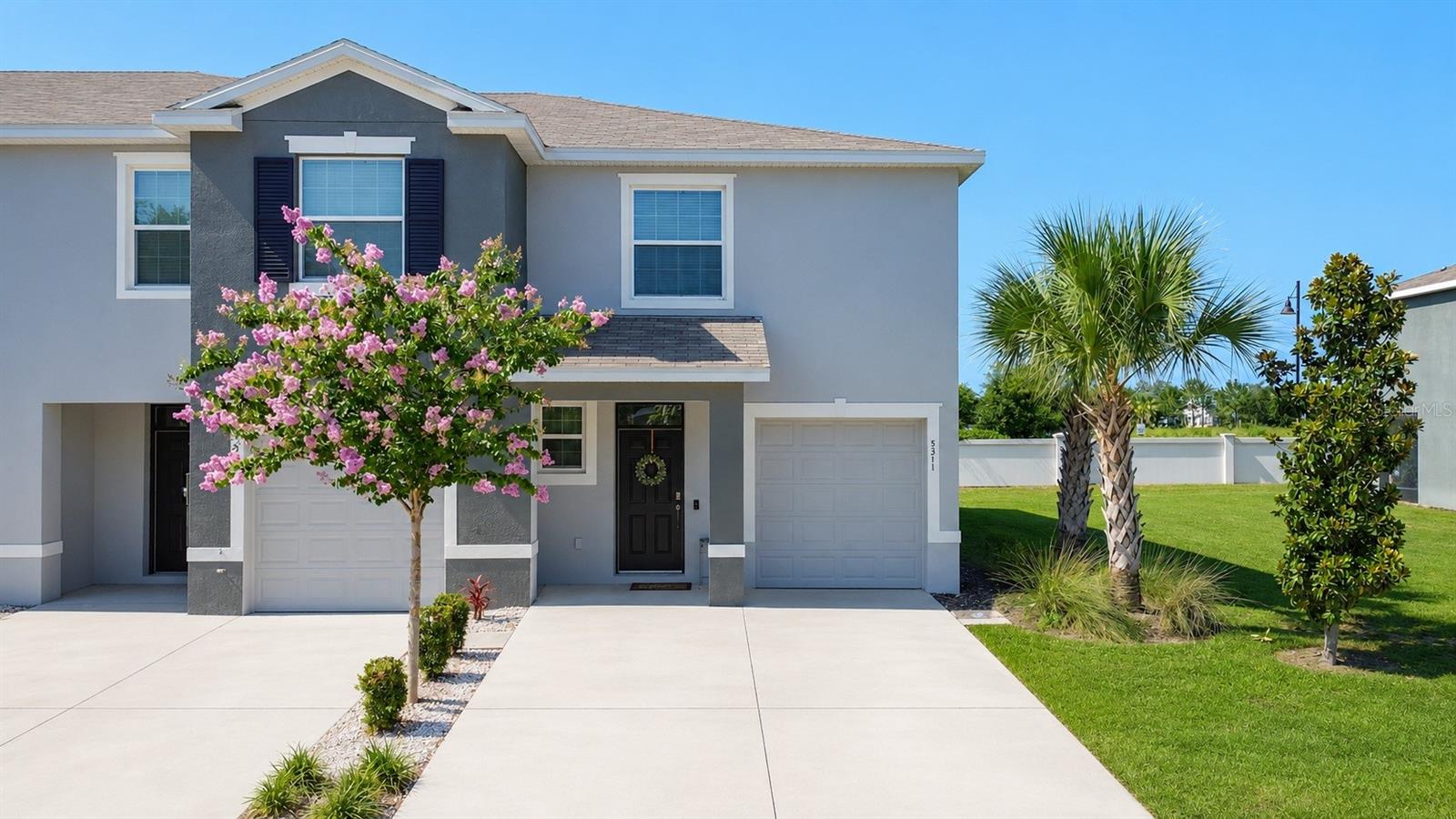 Townhouse in WILDWOOD, FL - Daniel Dourado