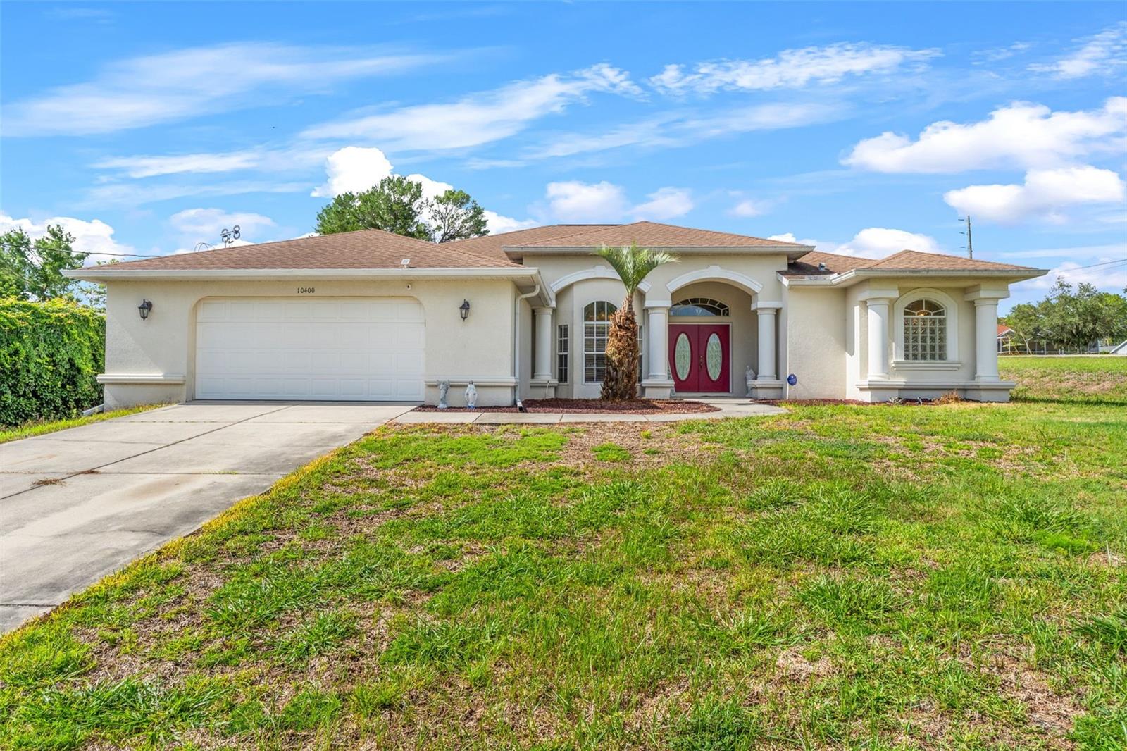 Single Family Residence em WEEKI WACHEE, FL - Daniel Dourado