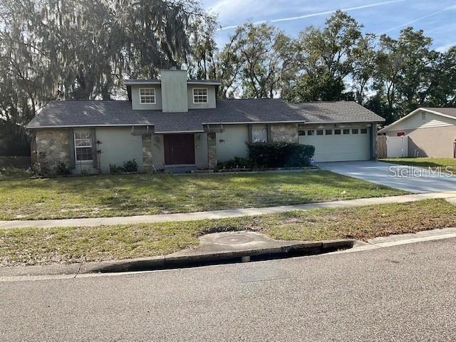 Single Family Residence in ORLANDO, FL - Daniel Dourado