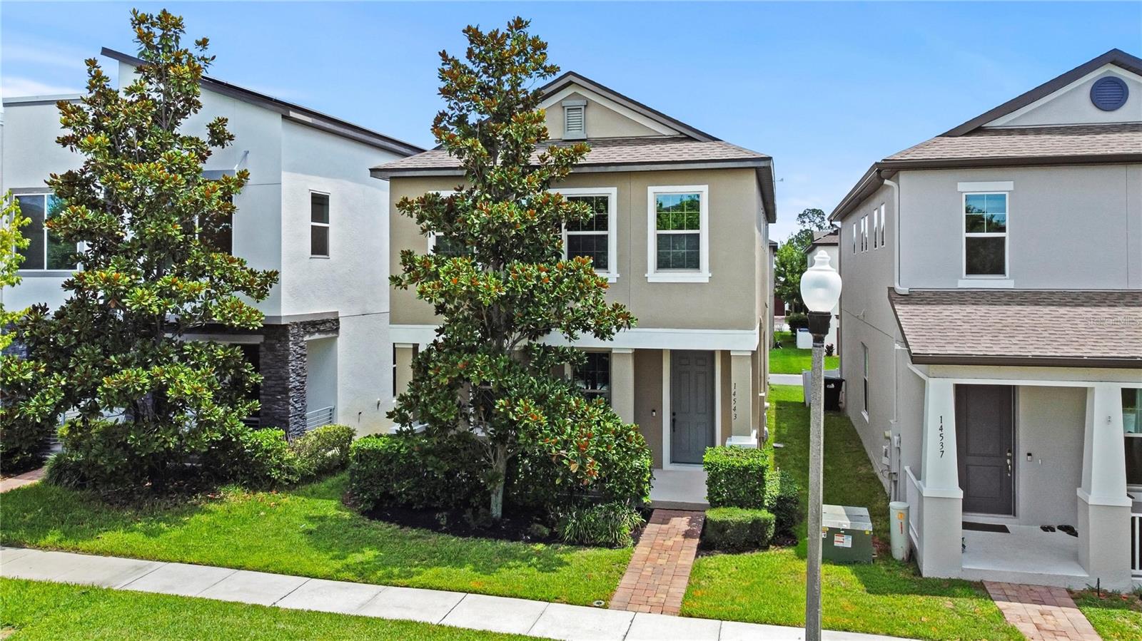 Single Family Residence em WINTER GARDEN, FL - Daniel Dourado