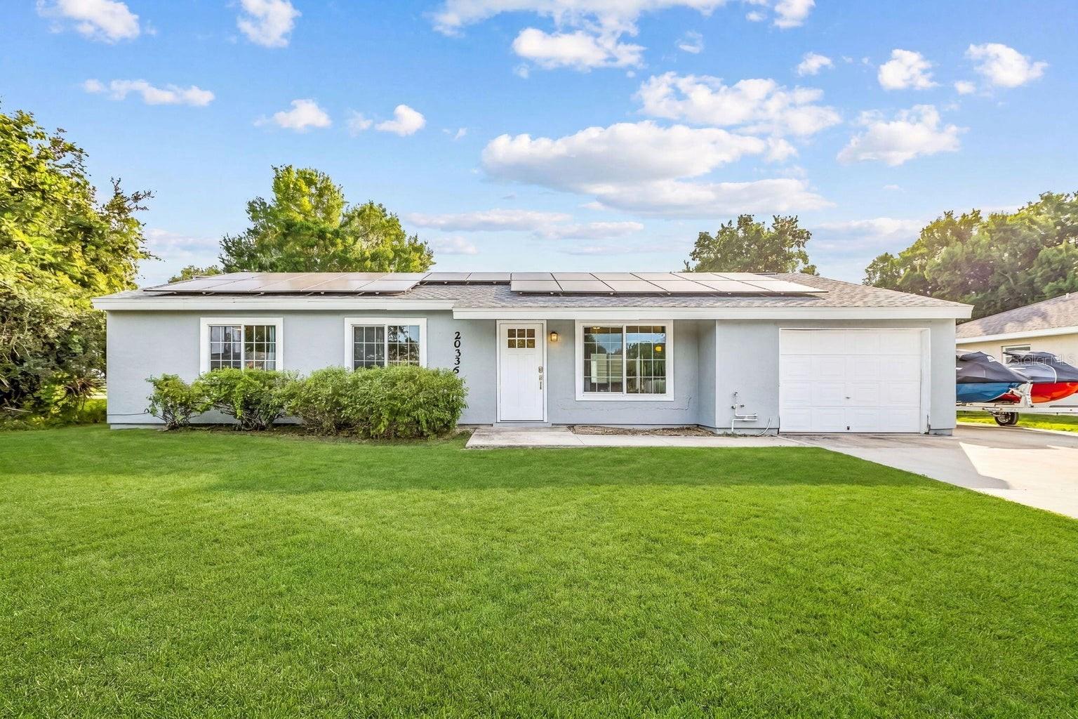 Single Family Residence in PORT CHARLOTTE, FL - Daniel Dourado