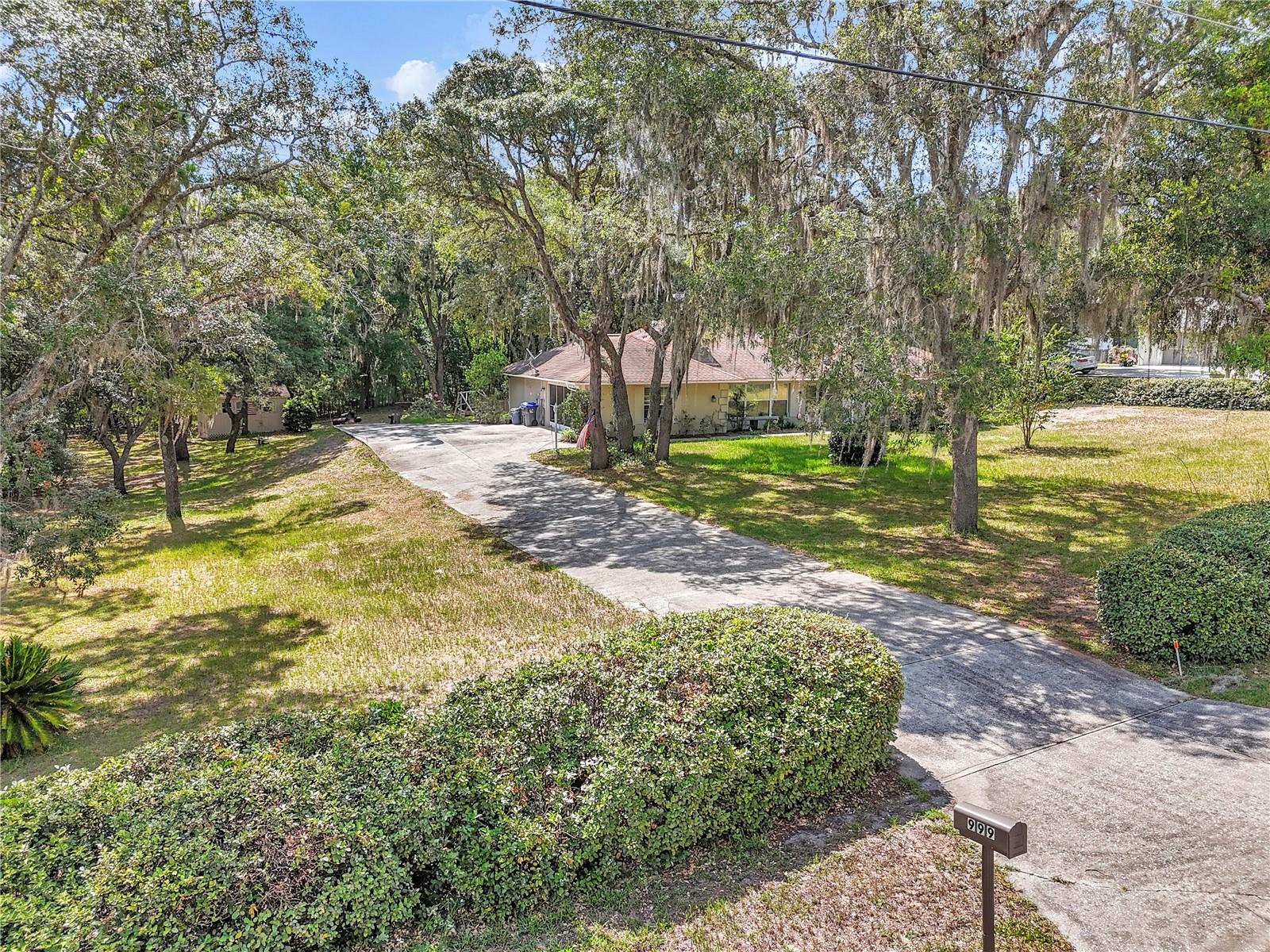 Single Family Residence in HERNANDO, FL - Daniel Dourado