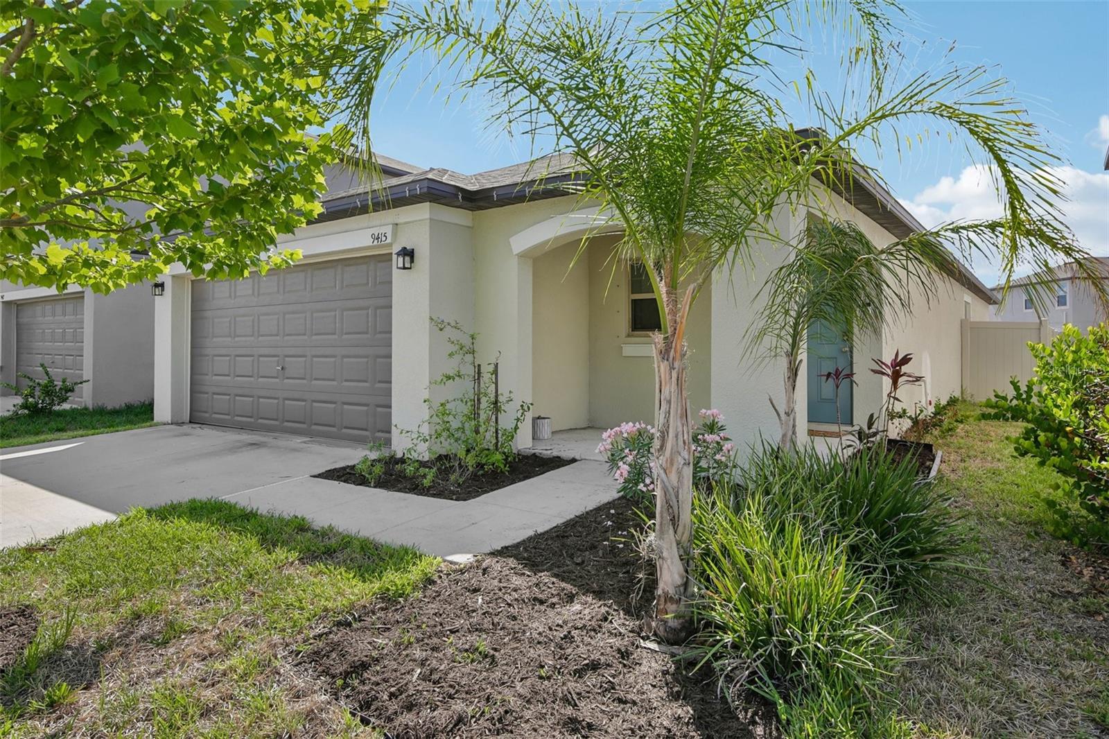Single Family Residence em SUN CITY CENTER, FL - Daniel Dourado