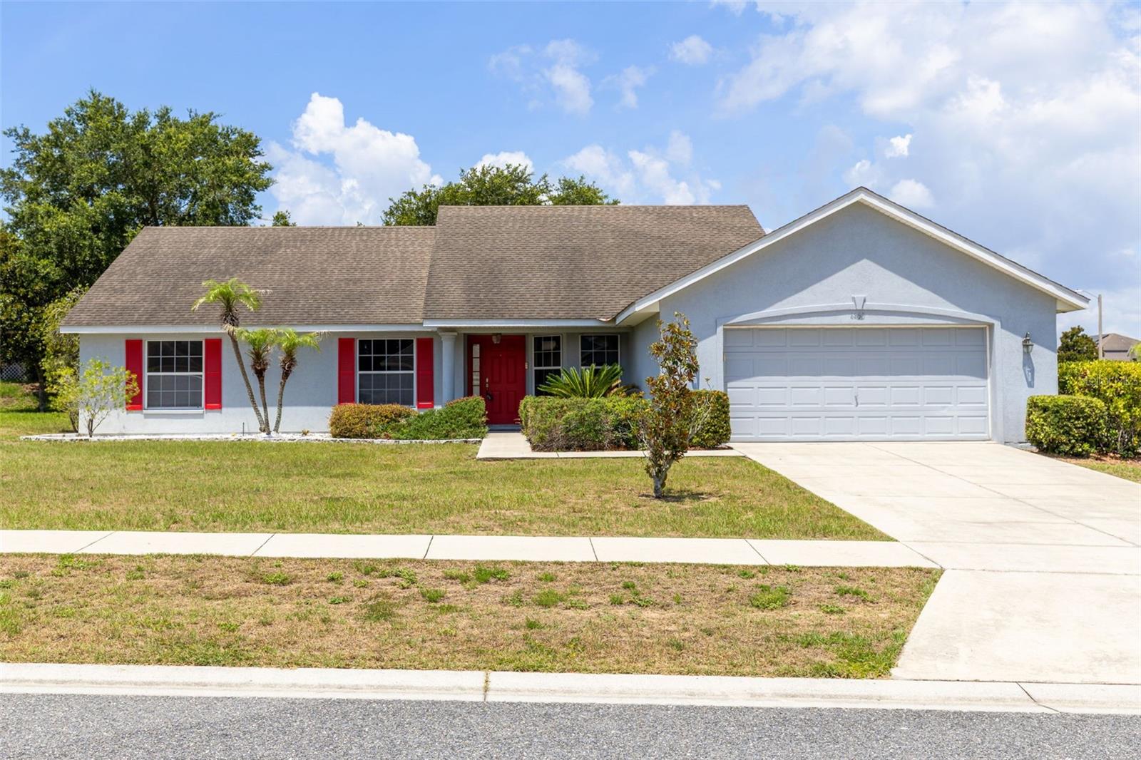 Single Family Residence in TAVARES, FL - Daniel Dourado