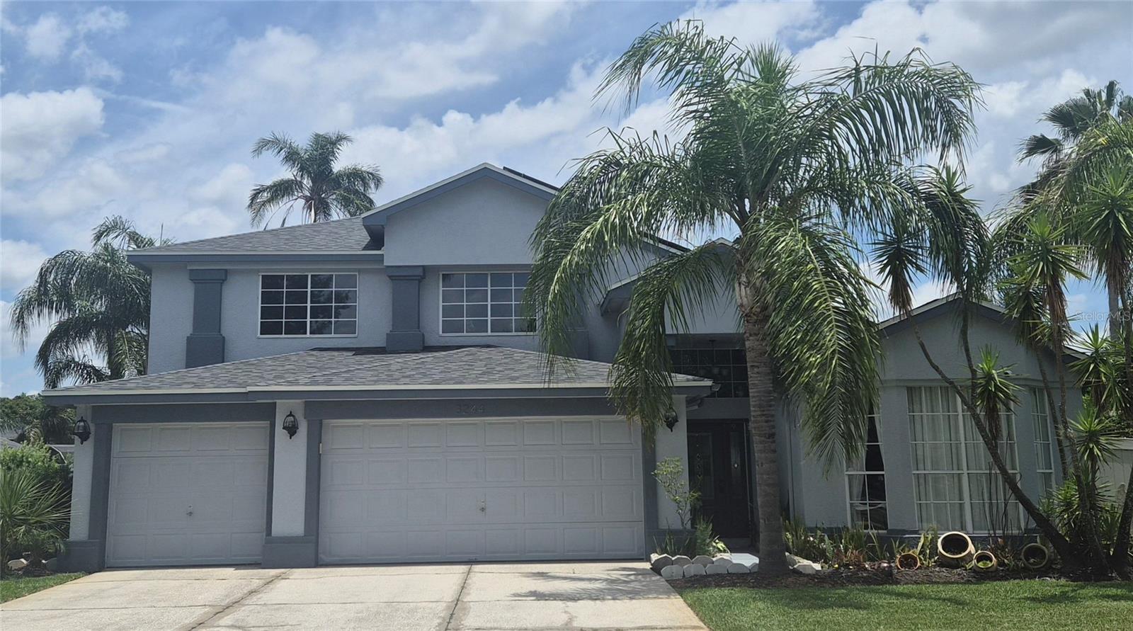 Single Family Residence in ORLANDO, FL - Daniel Dourado