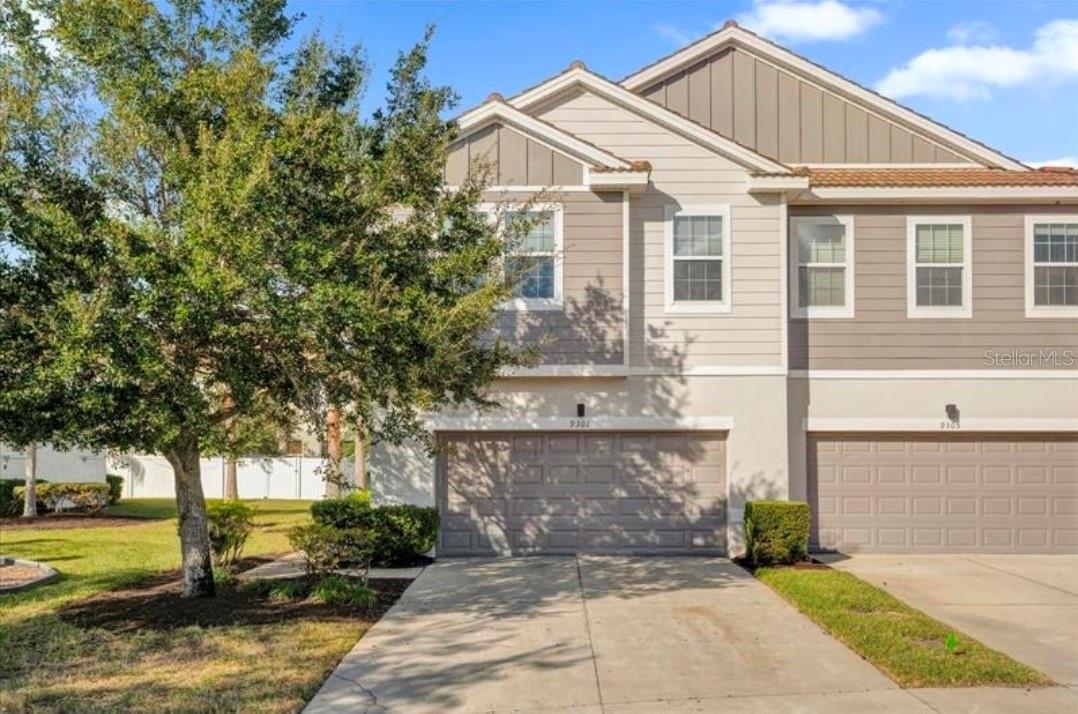 Townhouse in ORLANDO, FL - Daniel Dourado