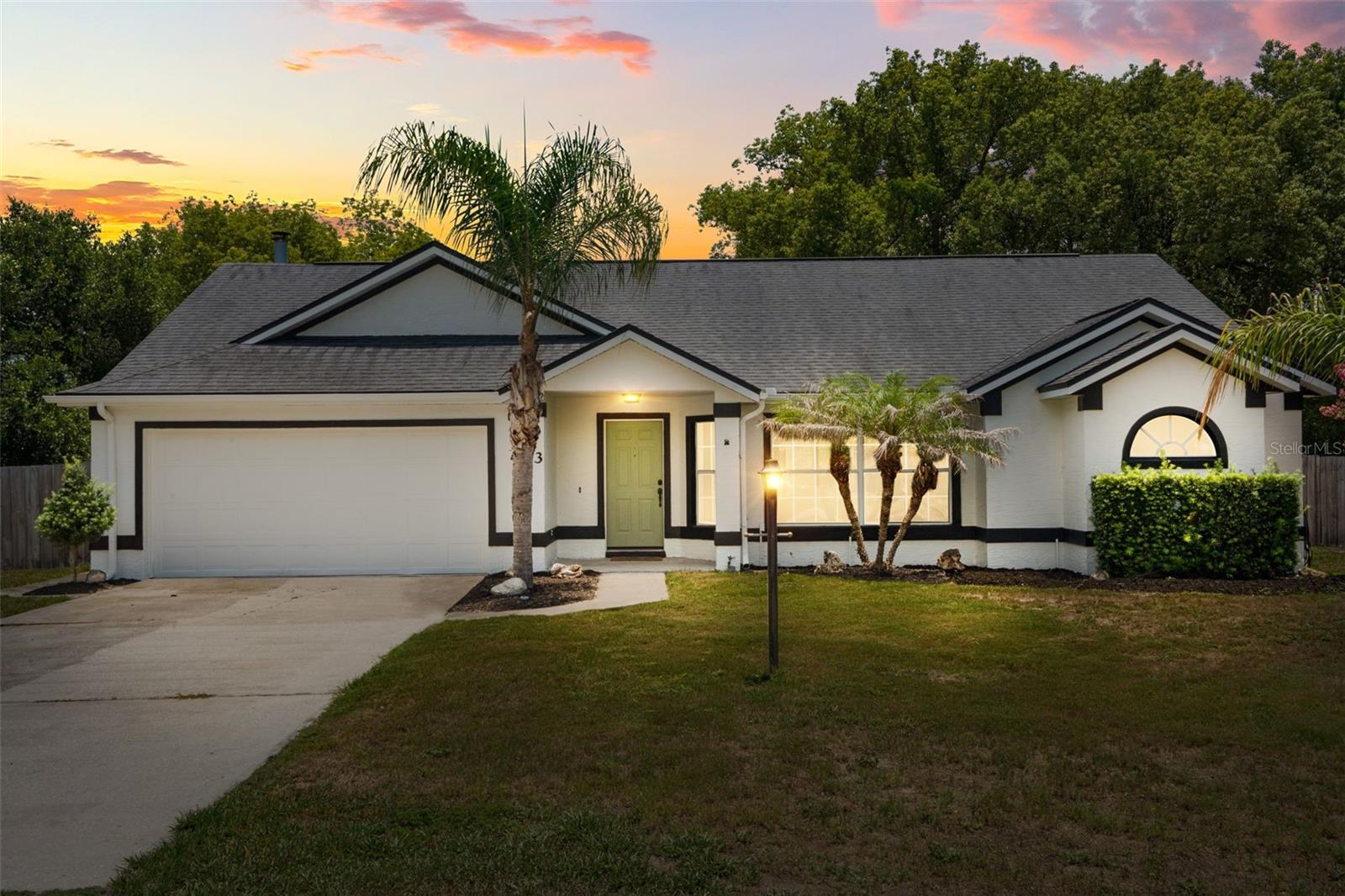 Single Family Residence em MOUNT DORA, FL - Daniel Dourado