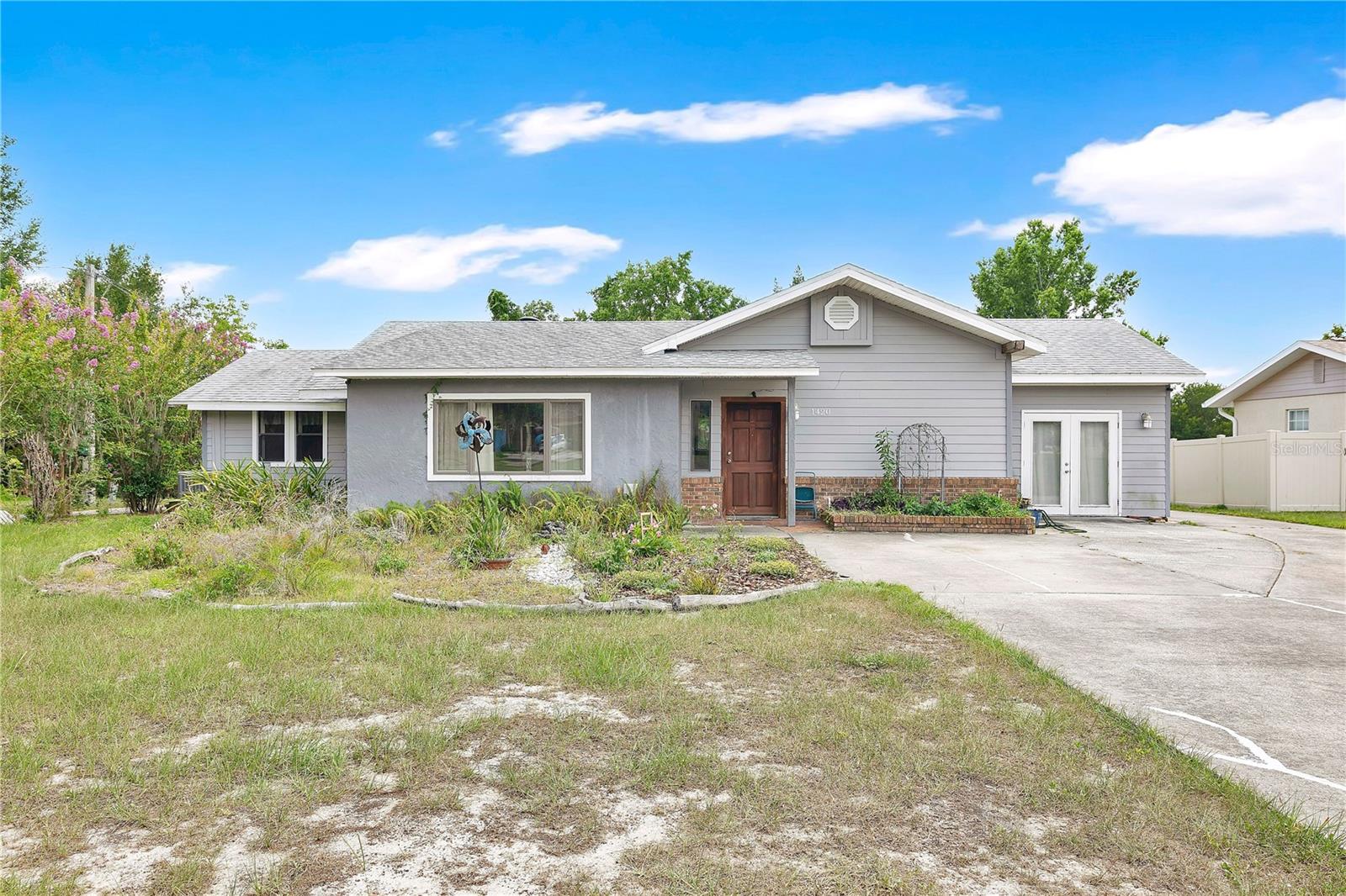 Single Family Residence em MOUNT DORA, FL - Daniel Dourado