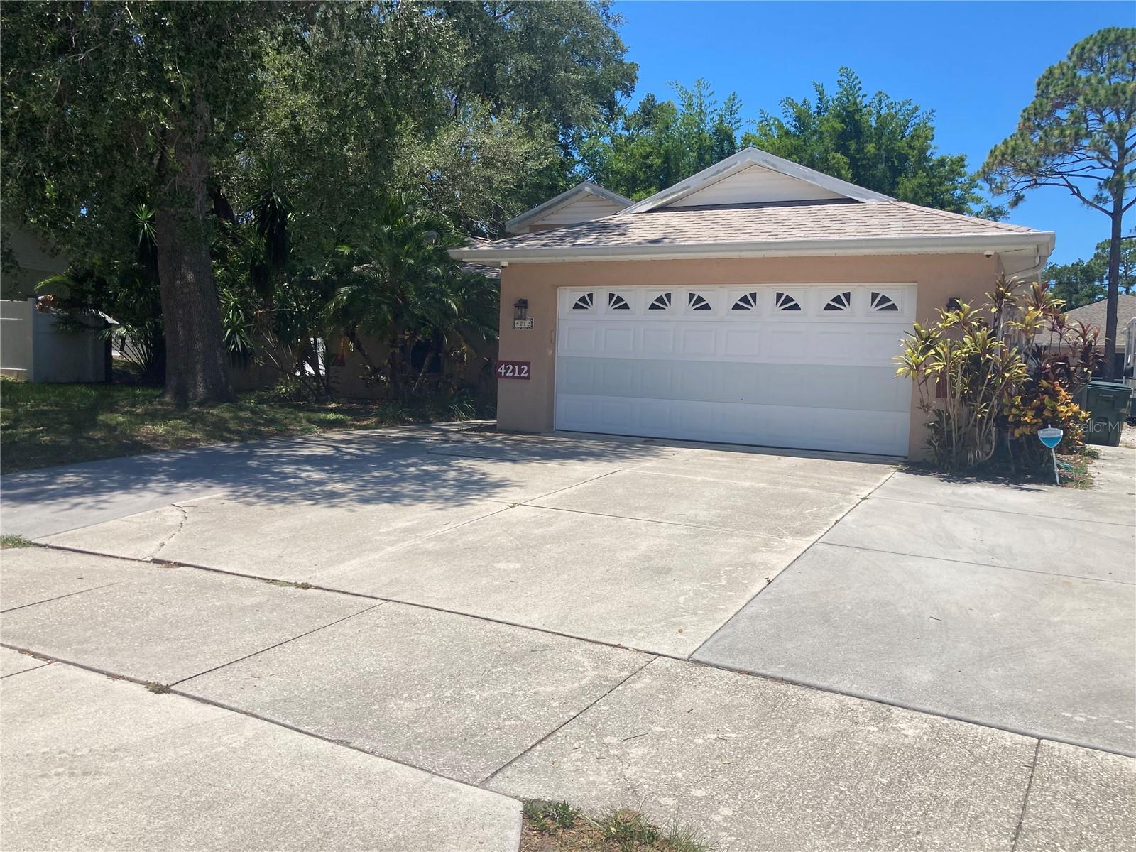 Single Family Residence em SARASOTA, FL - Daniel Dourado