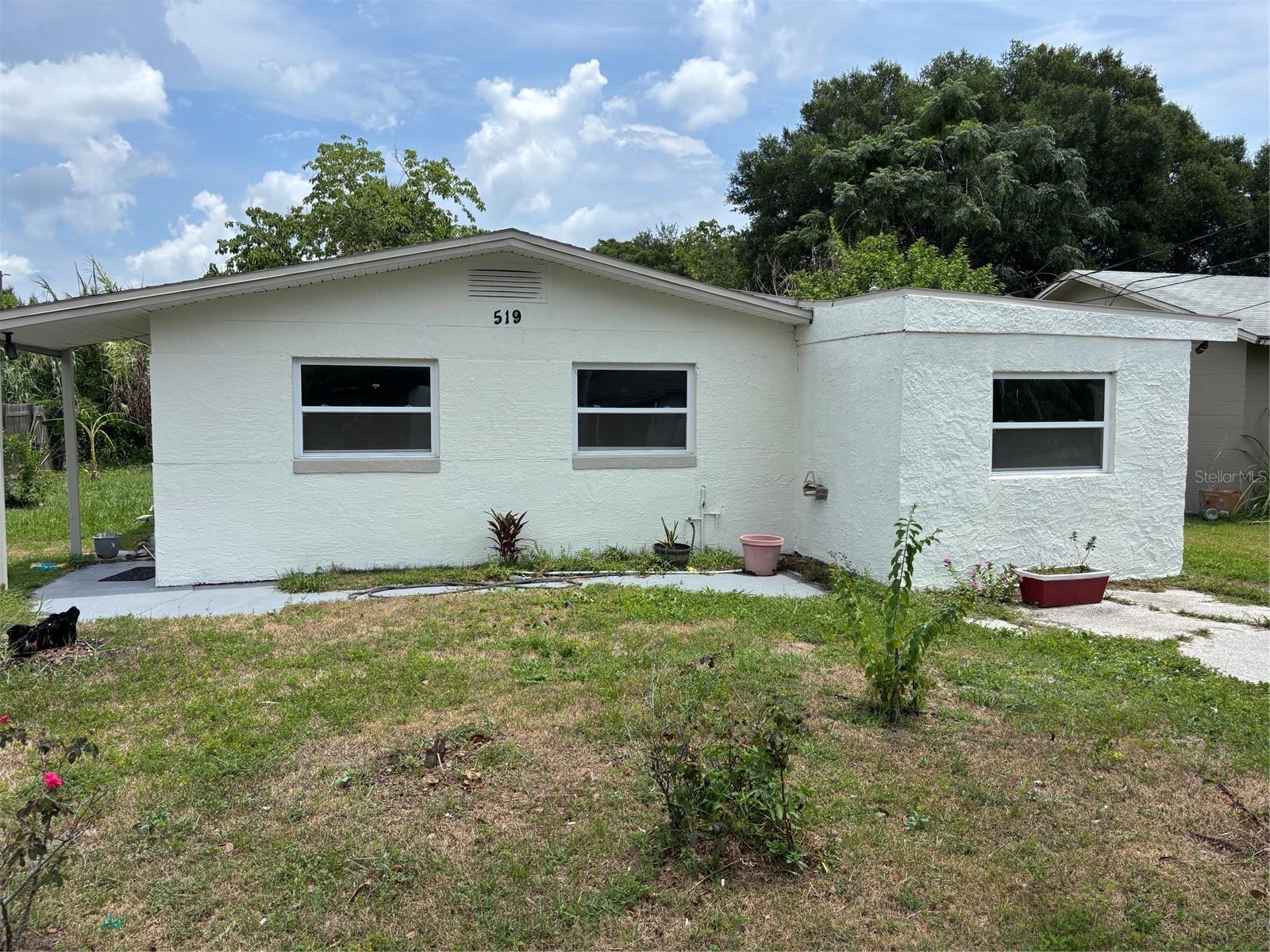 Single Family Residence in ORLANDO, FL - Daniel Dourado